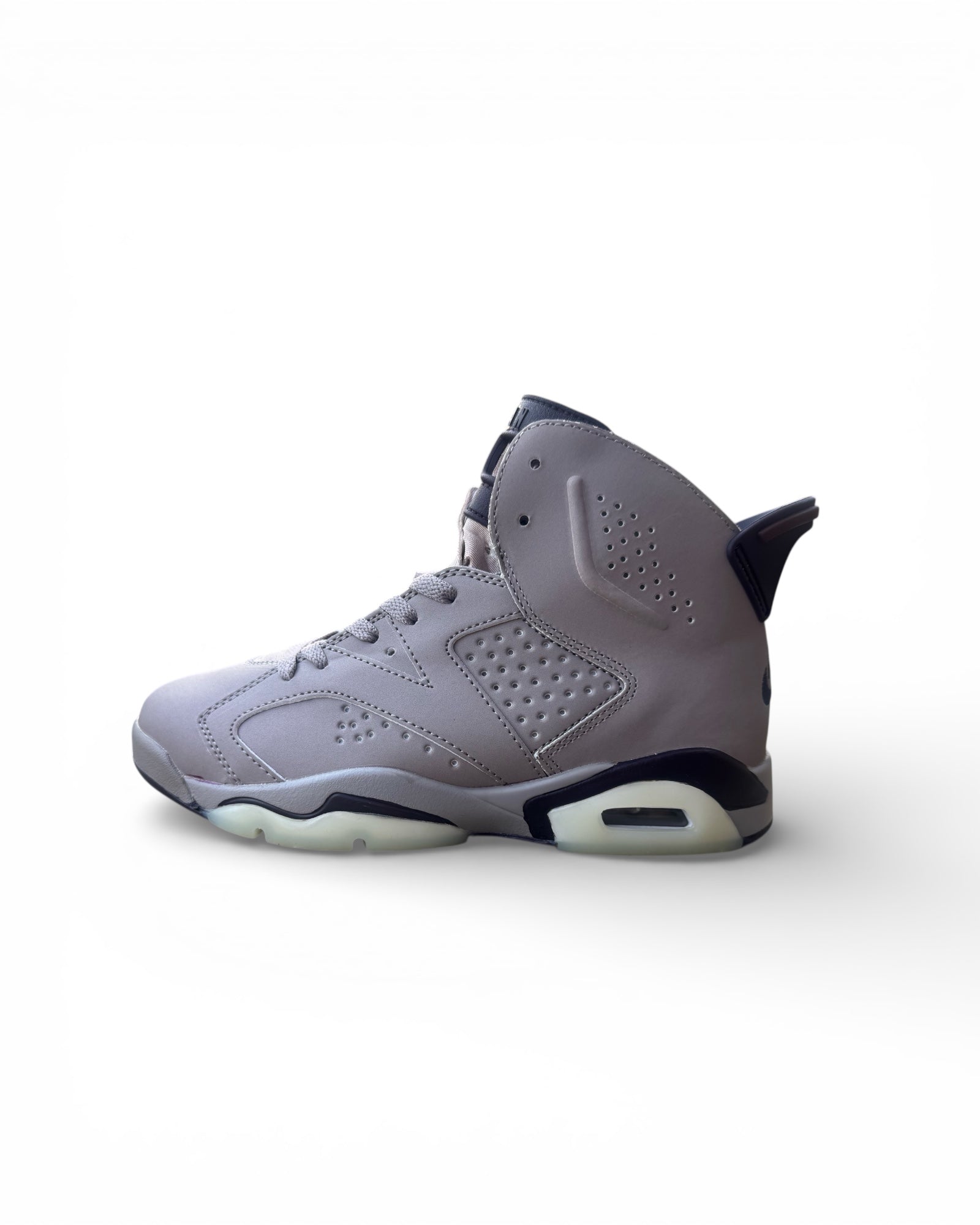 Air Jordan 6 x A Ma Maniére "Smokey Mauve"