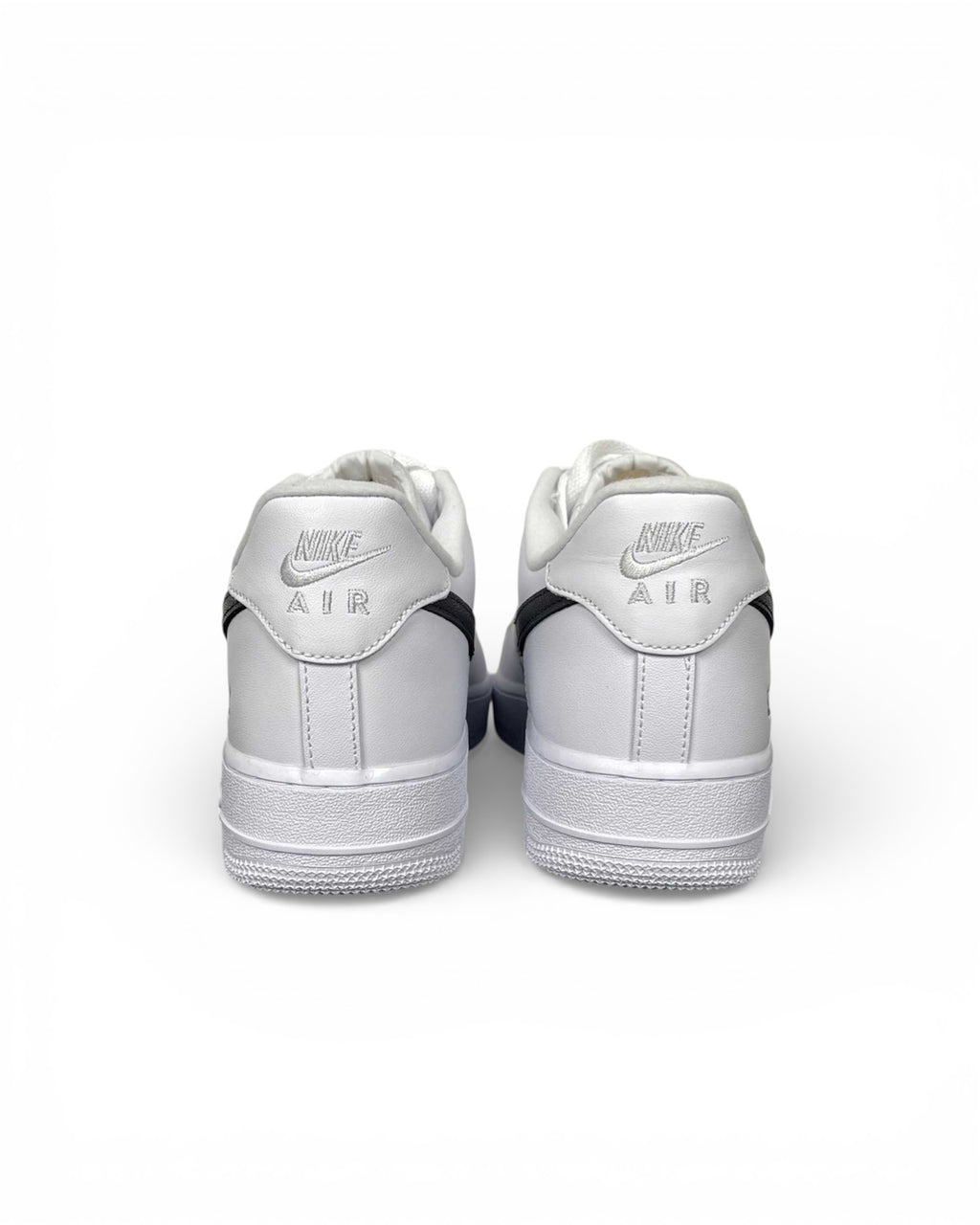 Air Force 1 Low "Supreme Black White"