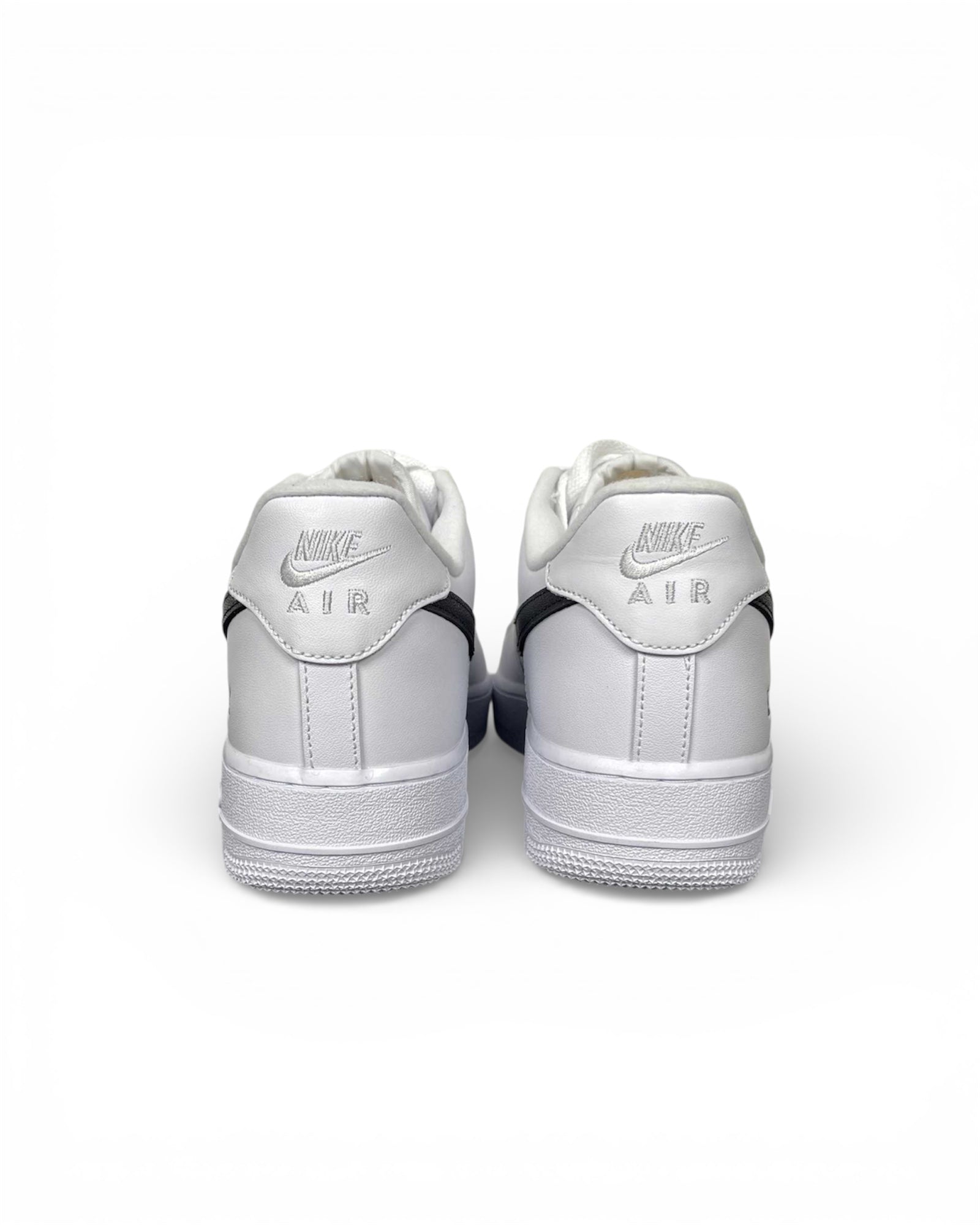 Air Force 1 Low "Supreme Black White"