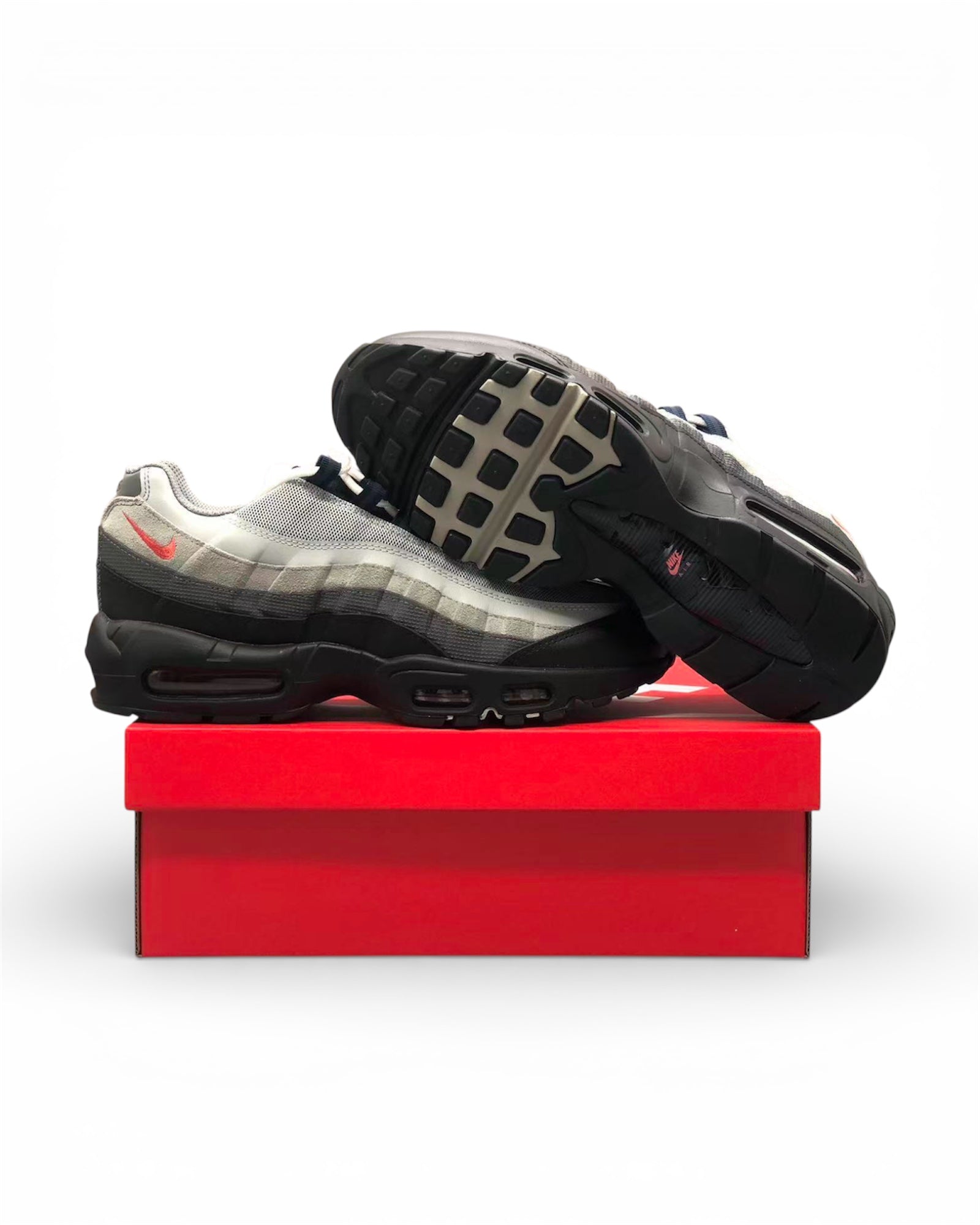 Air Max 95 "Track Red Smoke Grey"