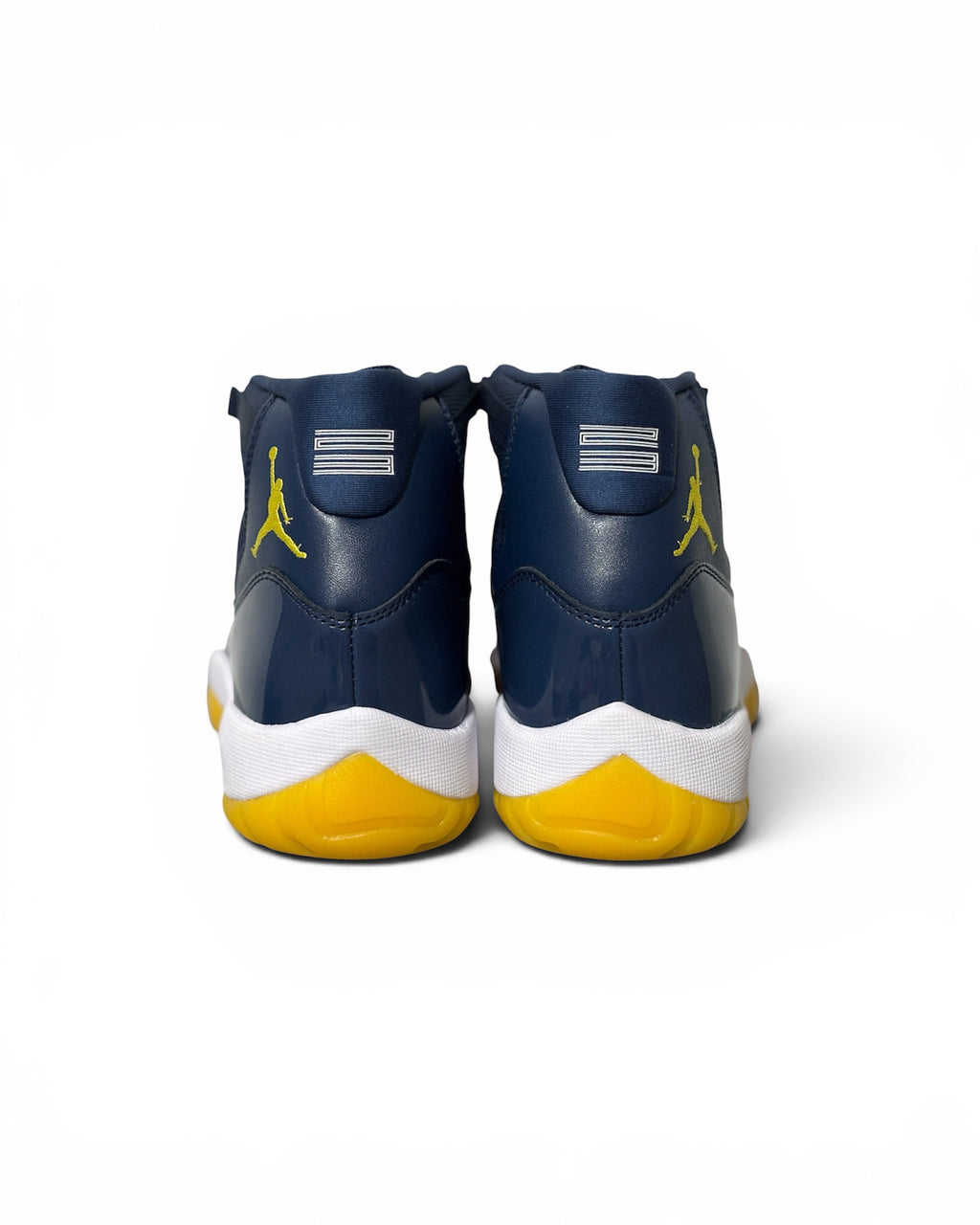 Air Jordan 11 High “Michigan” PE