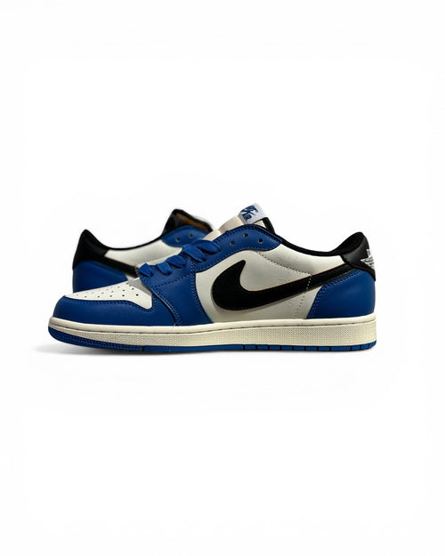 Air Jordan 1 Low x Travis Scott “Cactus Jack/Fragment” Sample