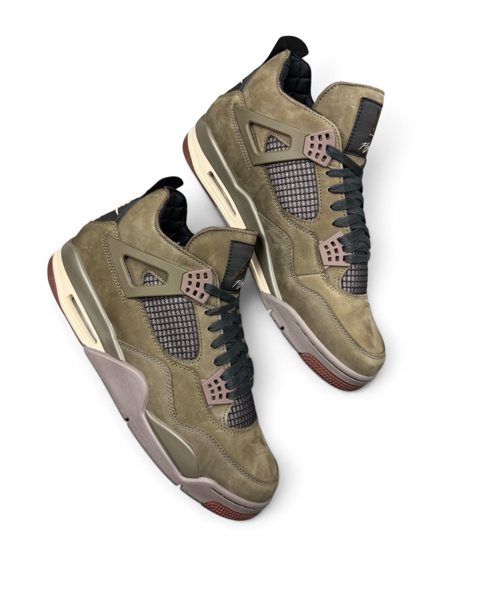 Air Jordan 4 x A Ma Maniere “Dark Mocha”