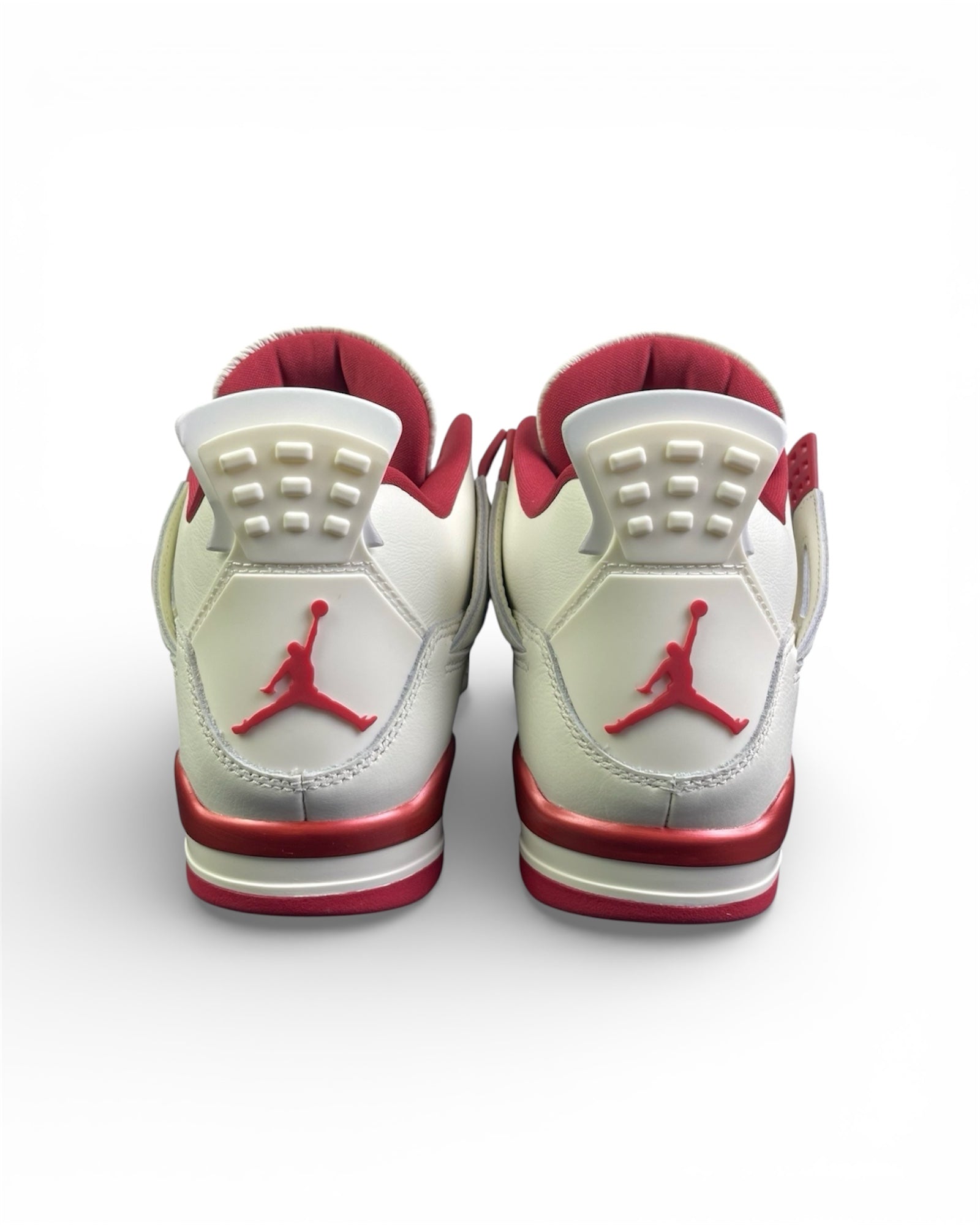 Air Jordan 4 "White/Sierra Red" Valentine’s Day 2026