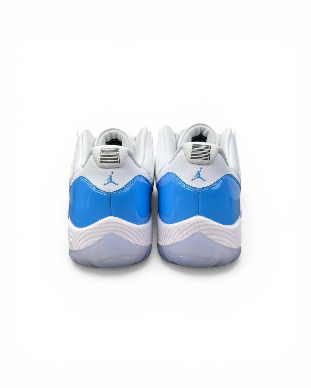 Air Jordan 11 Low "UNC" 2026