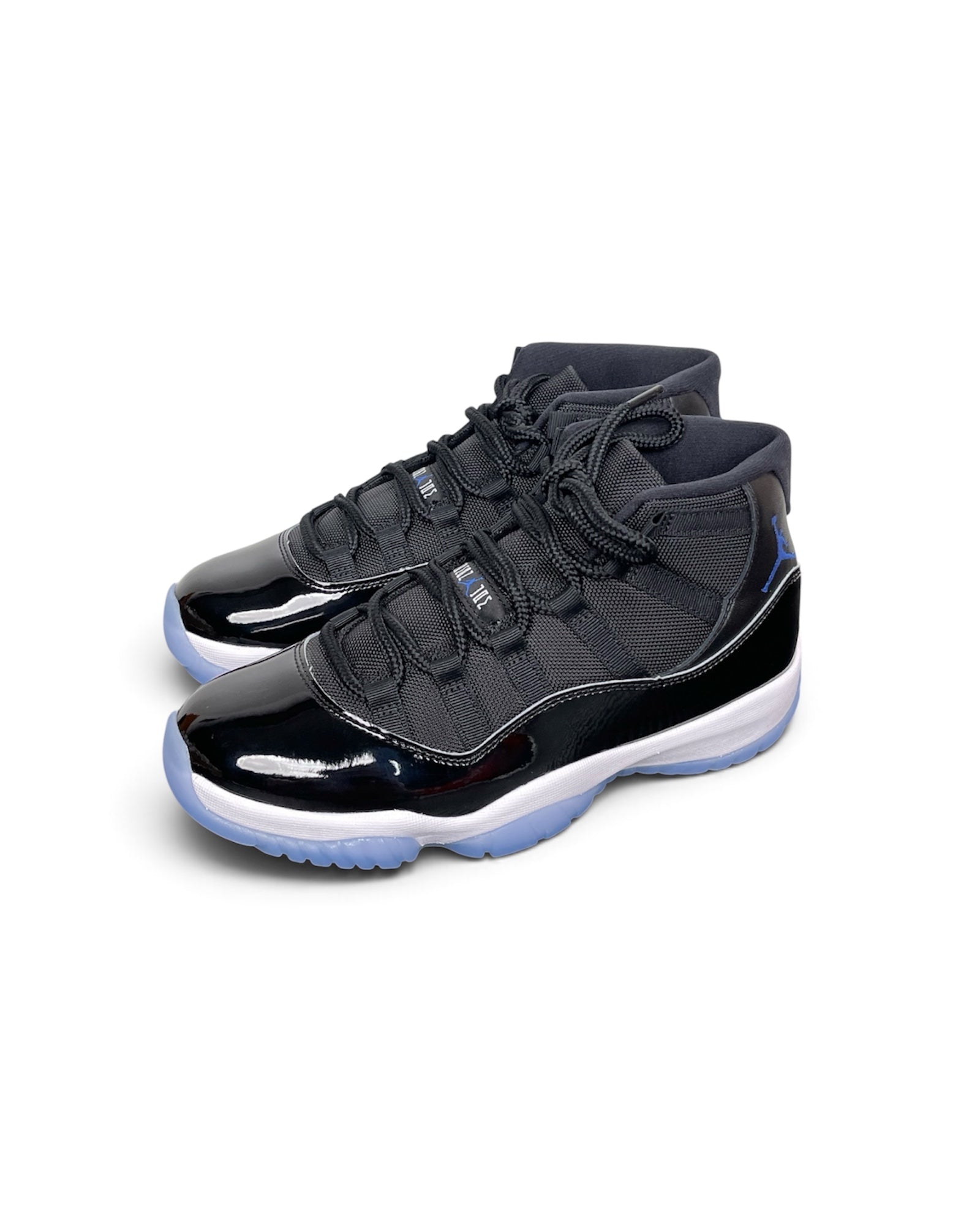 Air Jordan 11 “Space Jam” 2026