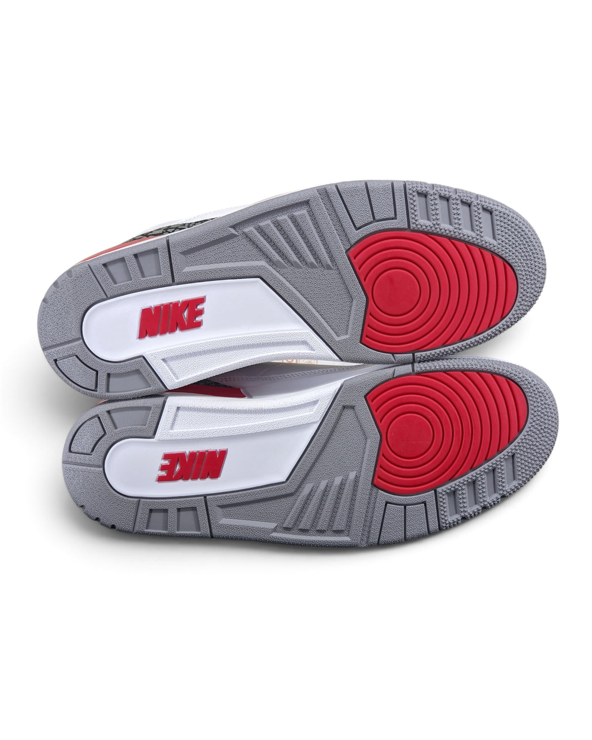 Air Jordan 3 Retro "Fire Red"