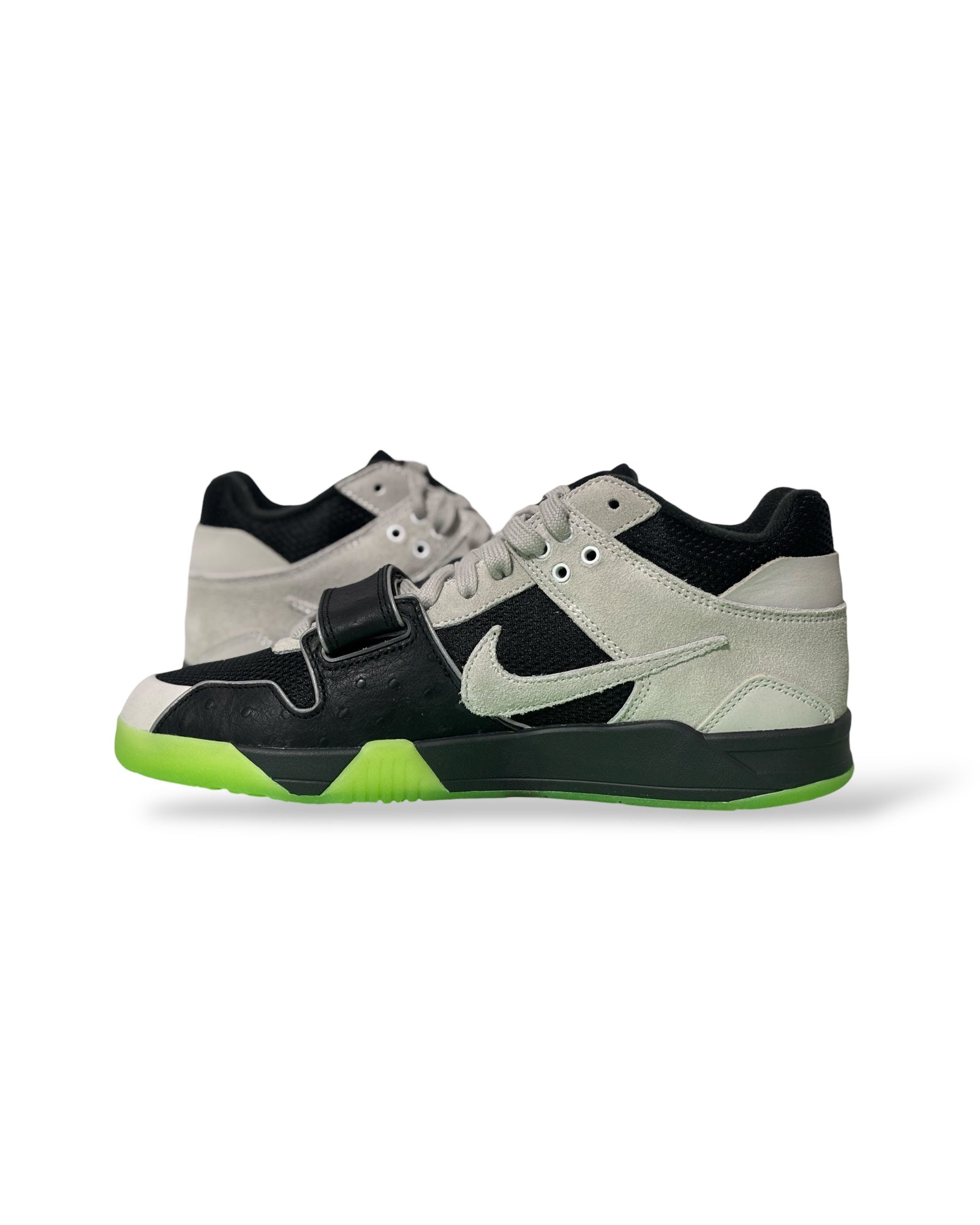 Jumpman Jack TR x Chase B “Black Night Silver”