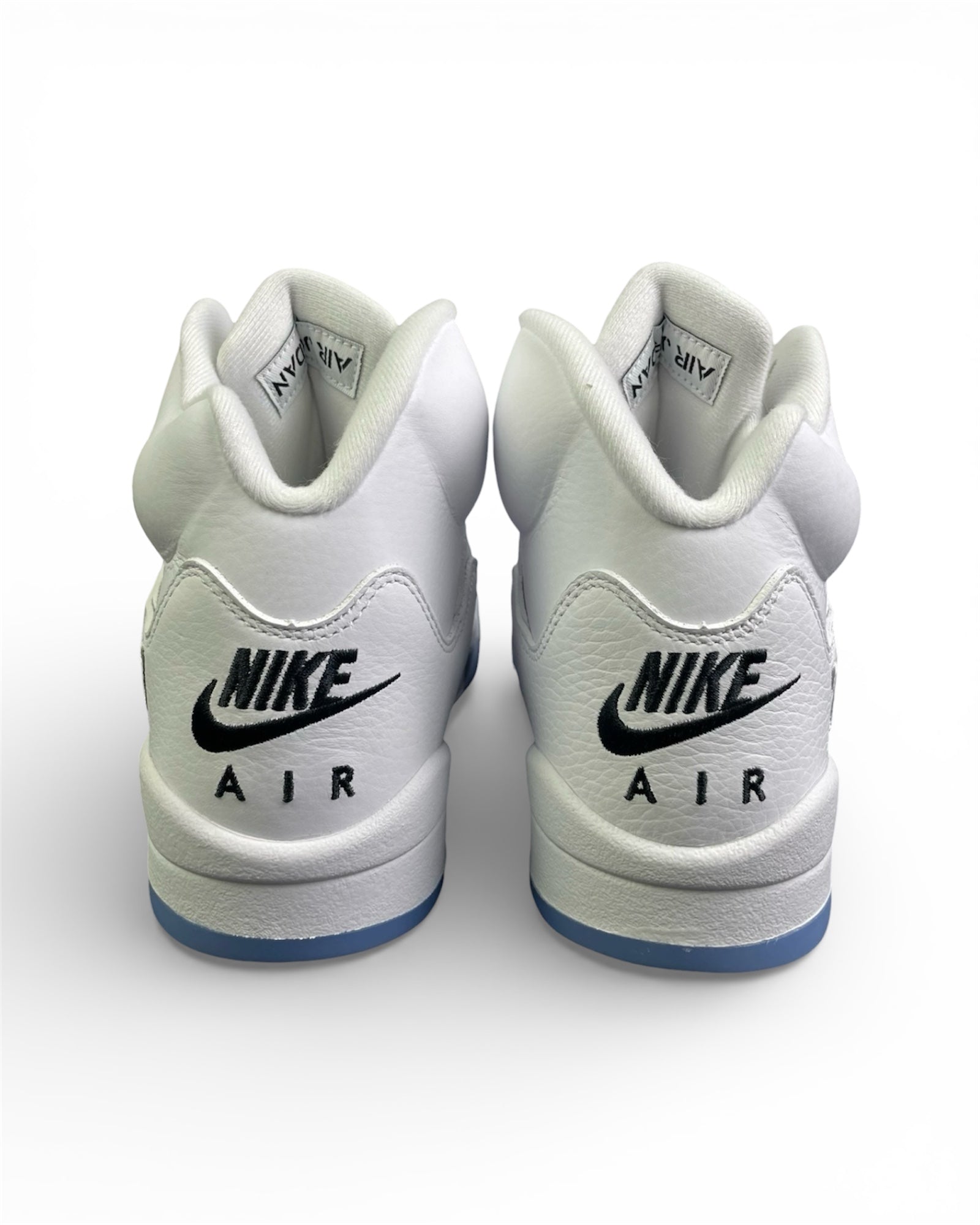 Air Jordan 5 Retro "White Metallic" 2026