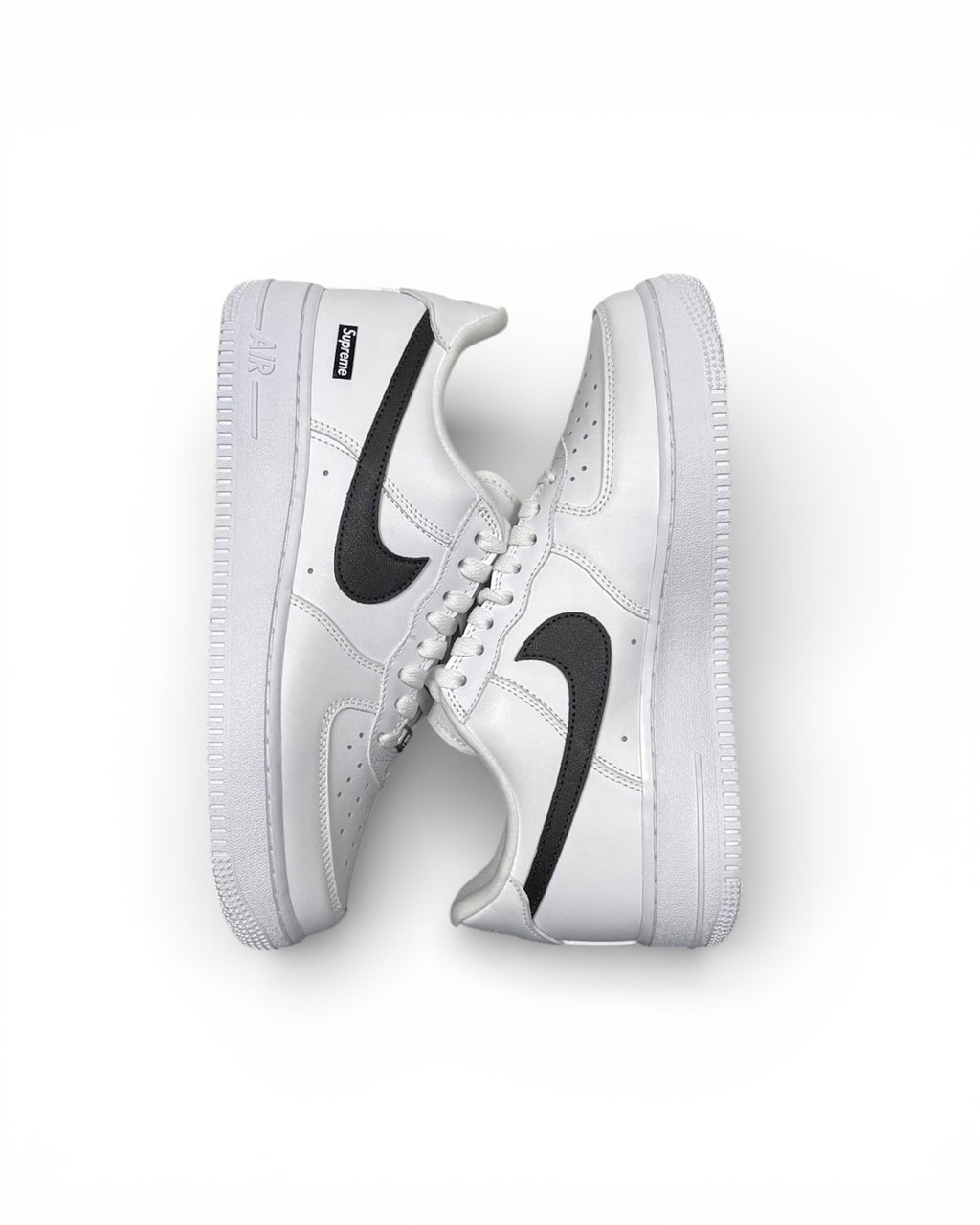 Air Force 1 Low "Supreme Black White"