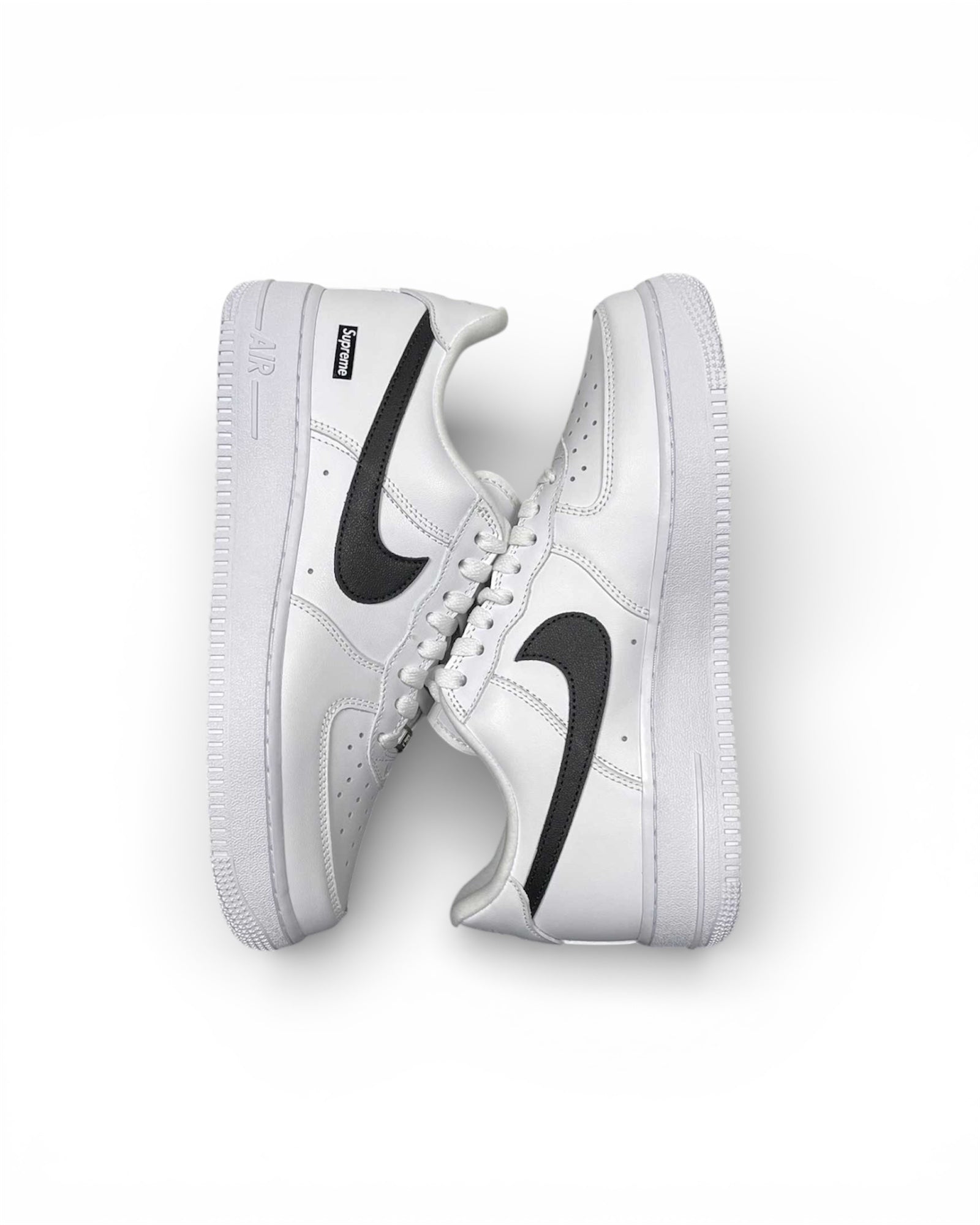 Air Force 1 Low "Supreme Black White"