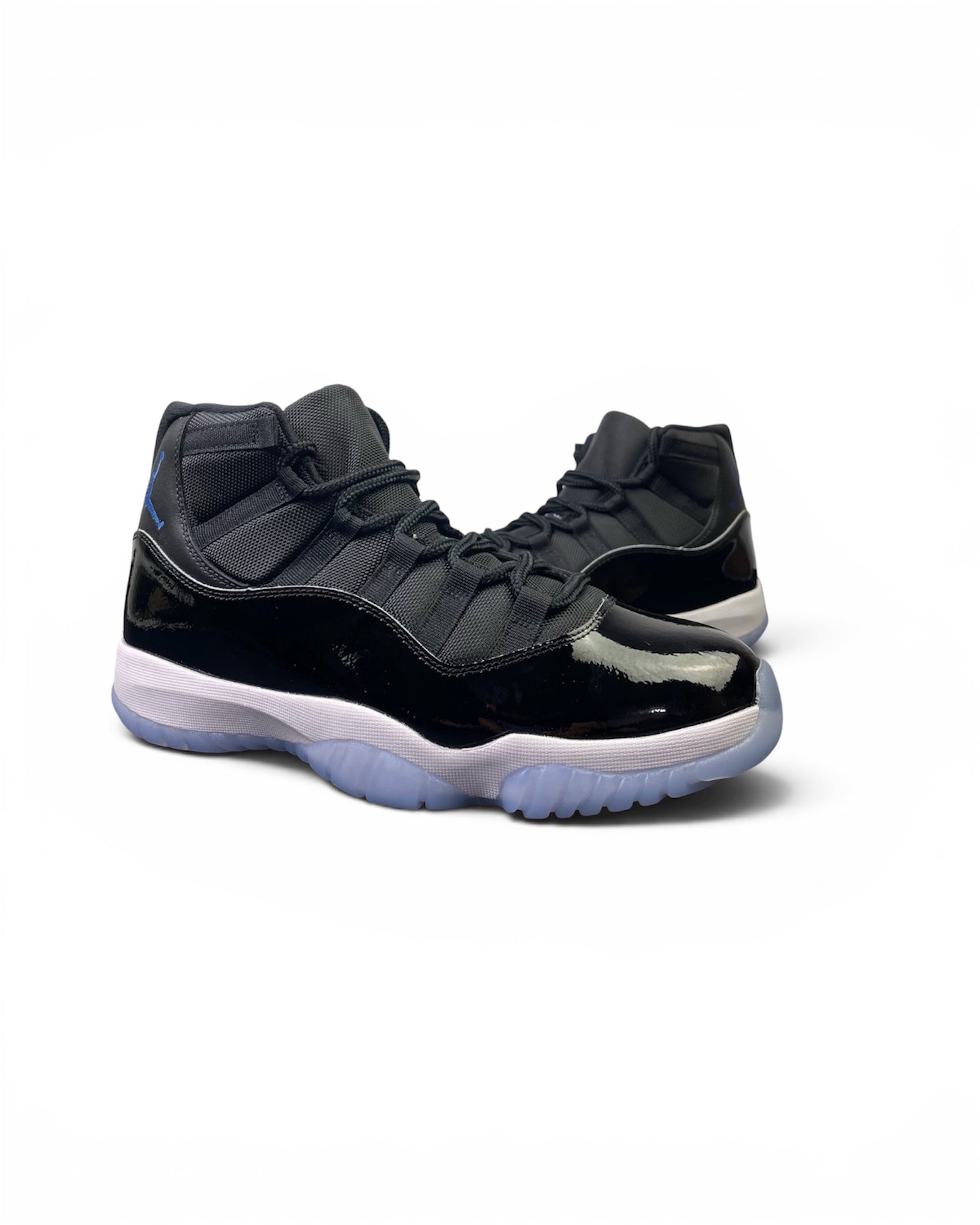 Air Jordan 11 “Space Jam” 2026