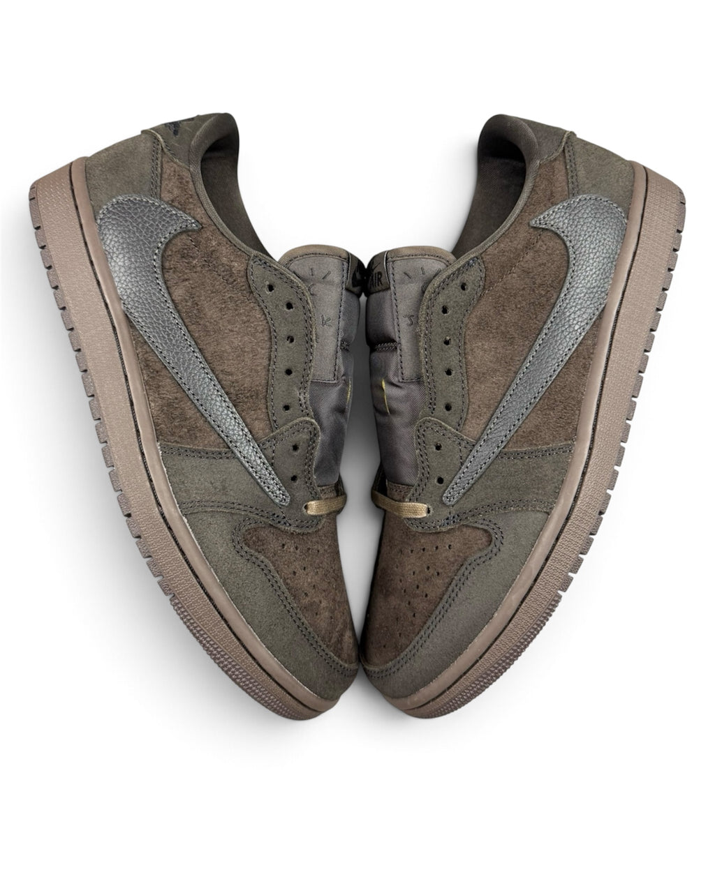 Air Jordan 1 Low OG x TS "Velvet Brown"