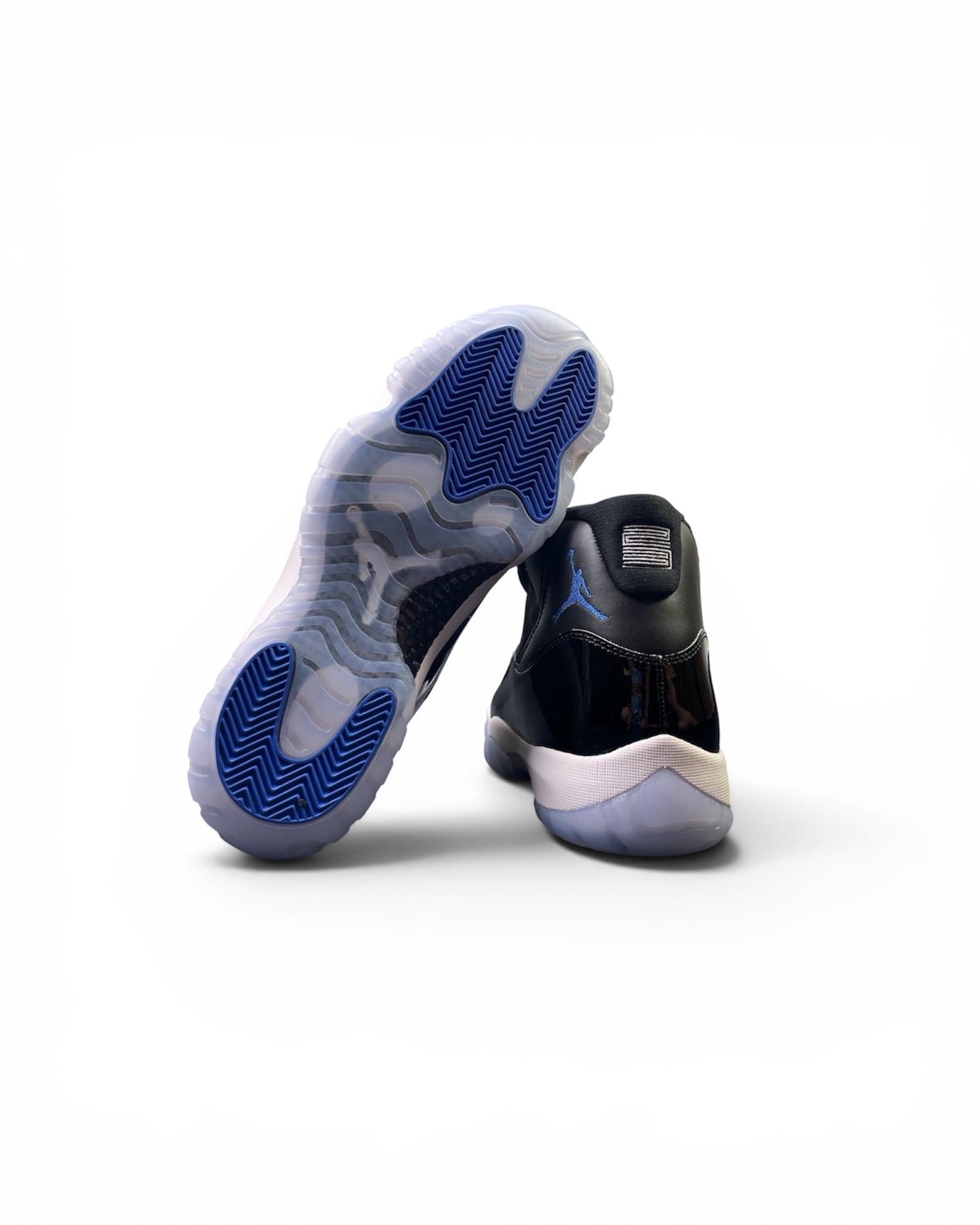 Air Jordan 11 “Space Jam” 2026