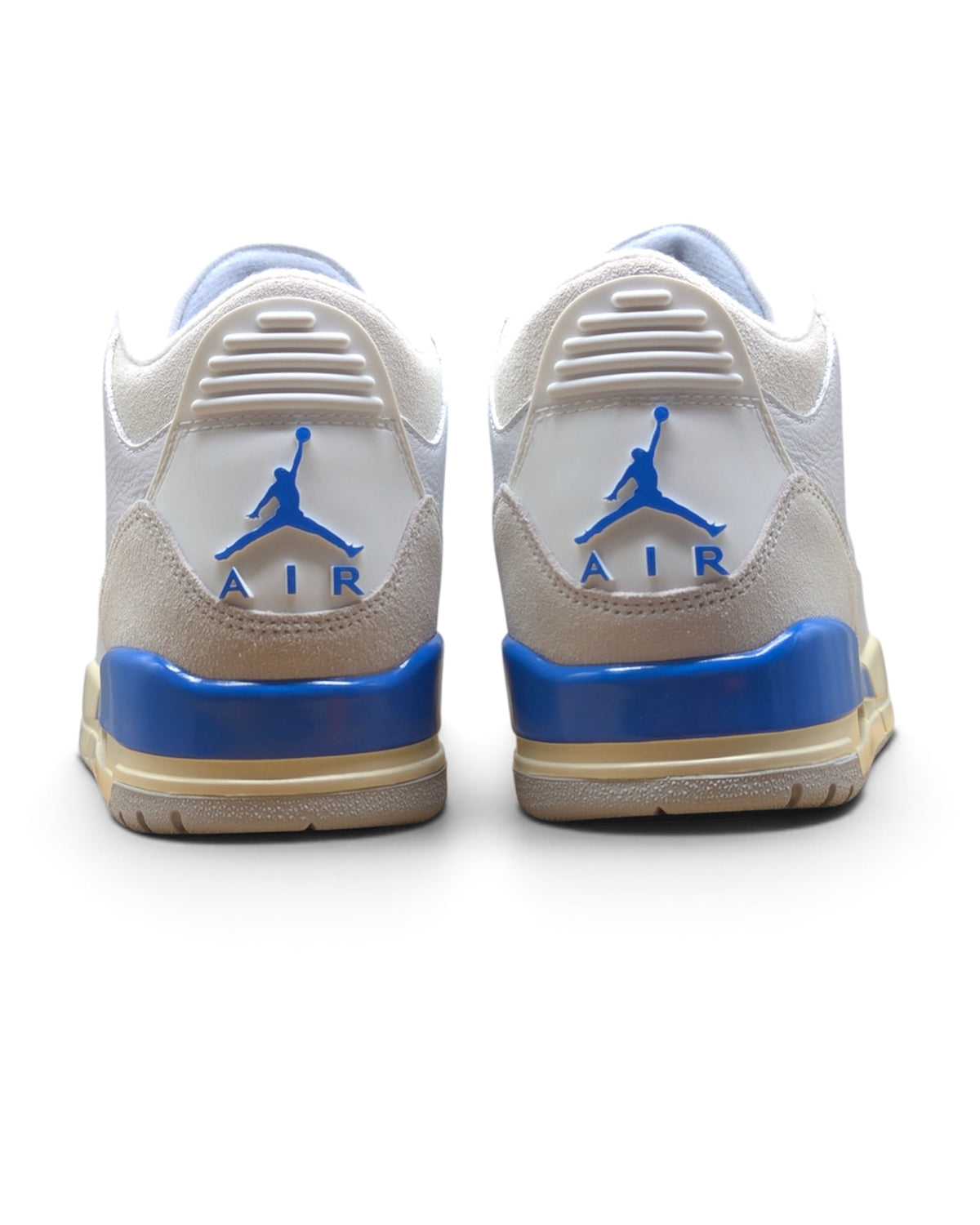 Air Jordan 3 Retro "Lucky Shorts"