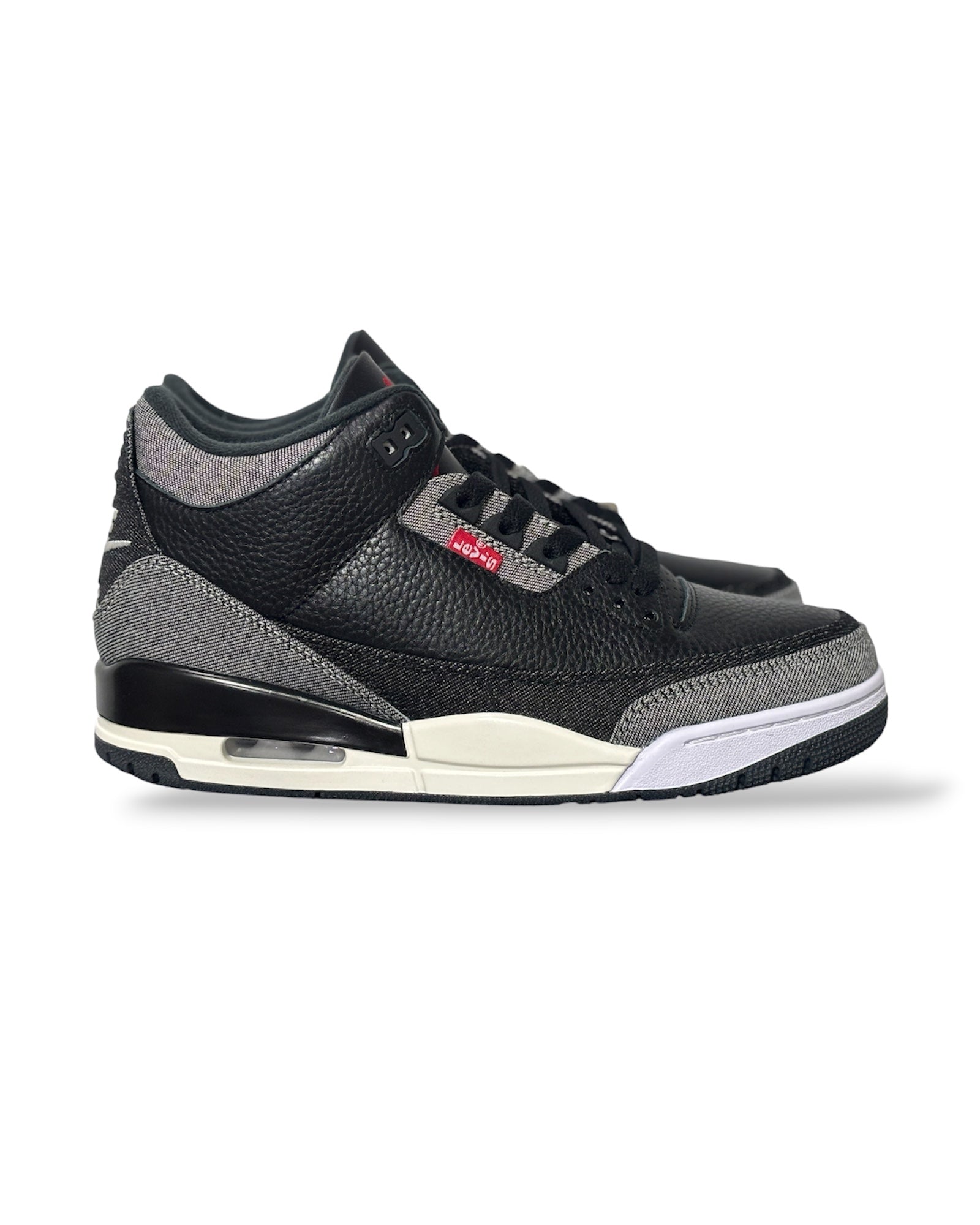 Air Jordan 3 x Levi’s “Black”