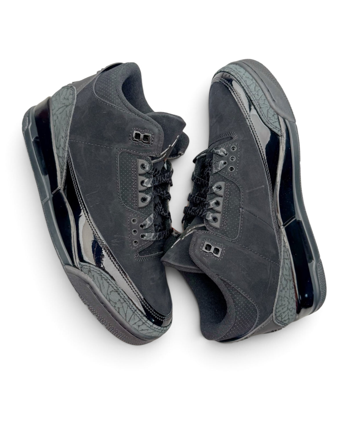 Air Jordan 3 Retro "Black Cat" 2025