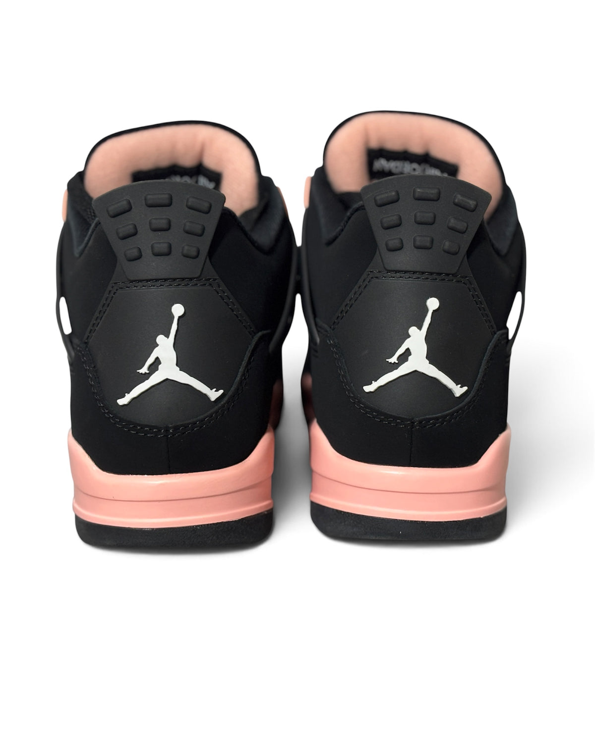 Air Jordan 4 “Rust Pink Thunder” 2026