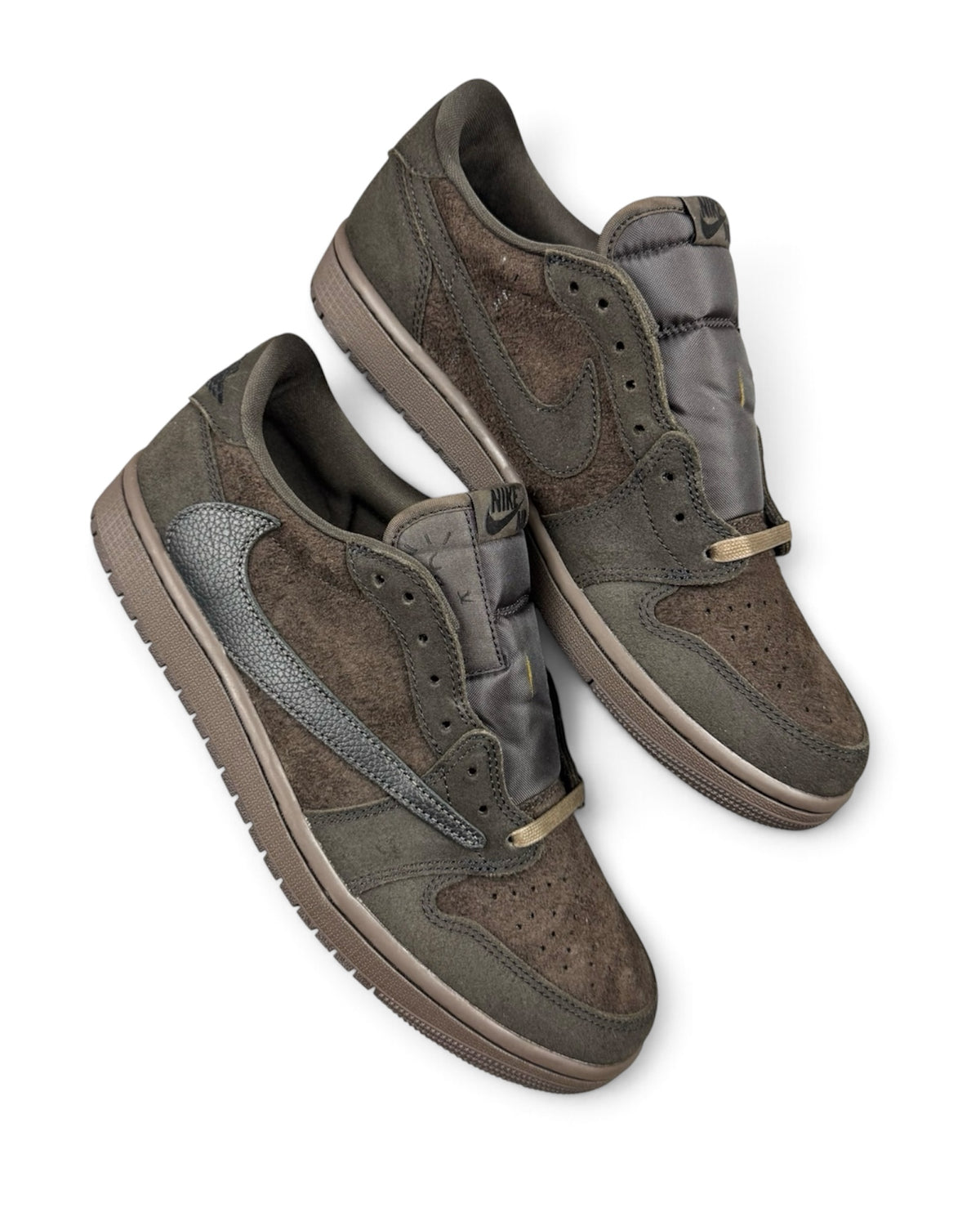 Air Jordan 1 Low OG x TS "Velvet Brown"