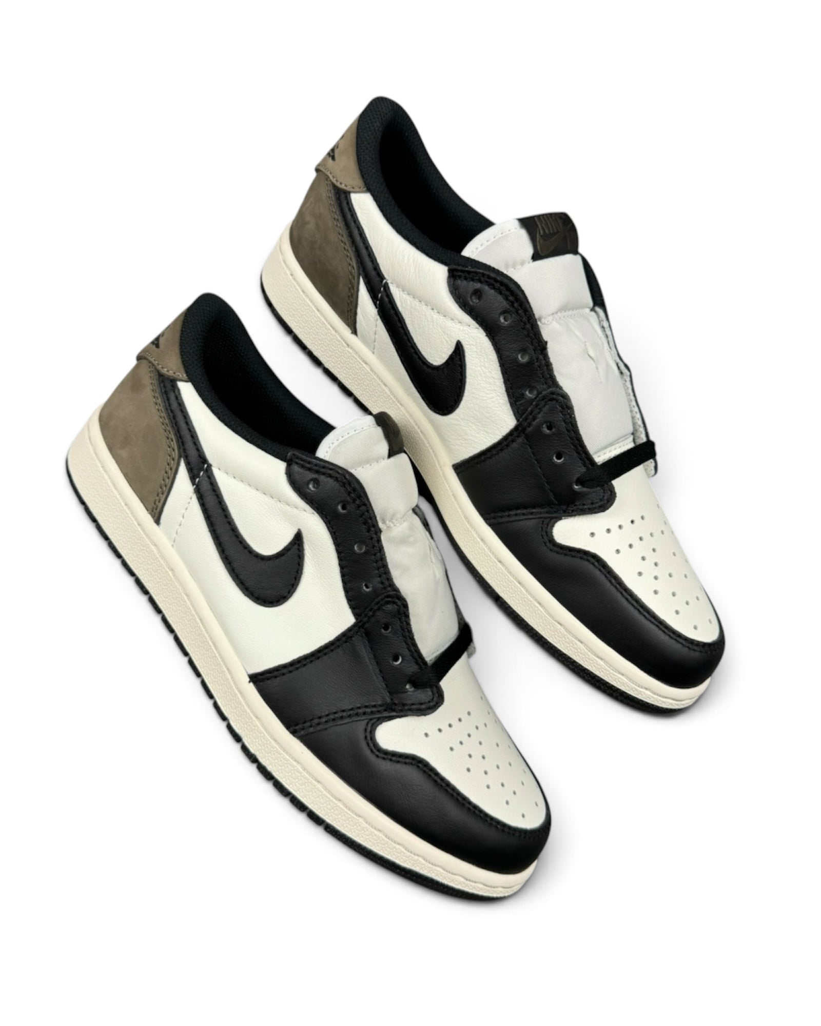 Air Jordan 1 Retro OG Low "Mocha"