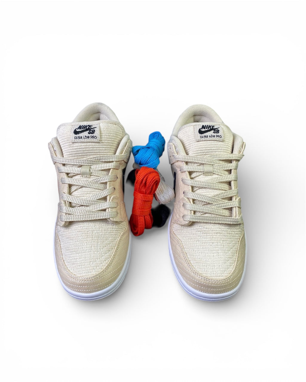 Dunk SB Low "Albino & Preto"