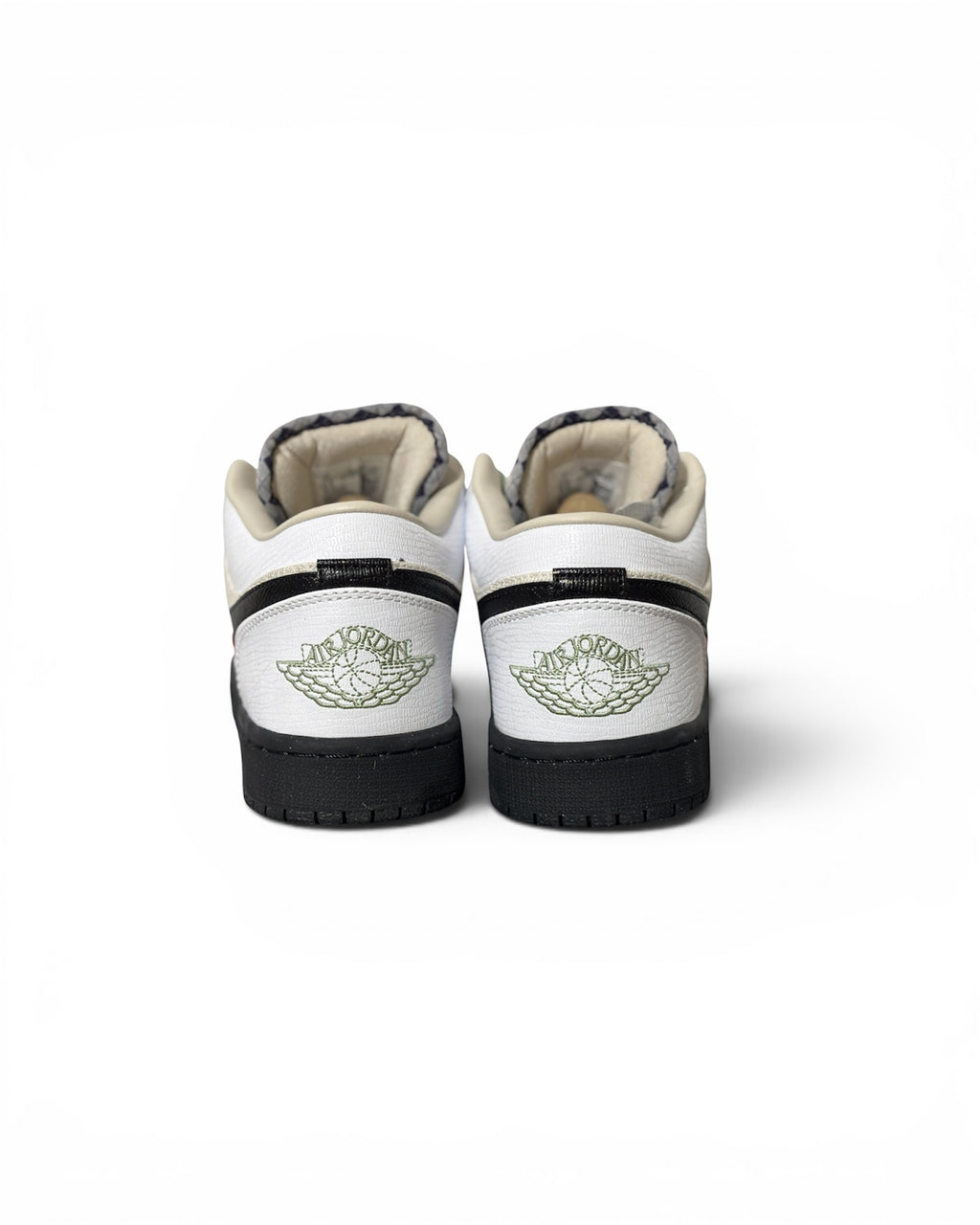 Air Jordan 1 Low “Light Orewood Brown”