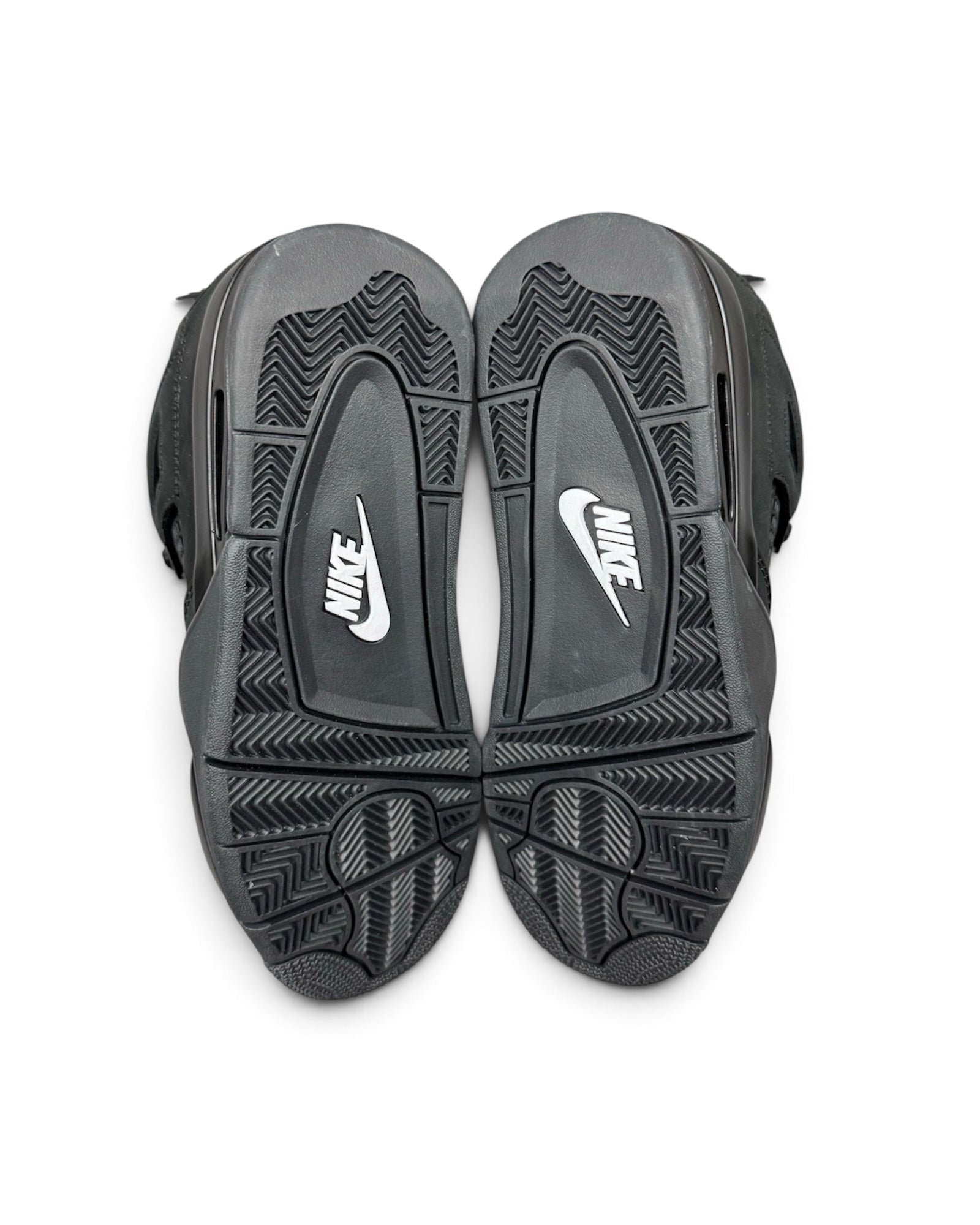 Air Jordan 4 "Black Cat" 2025