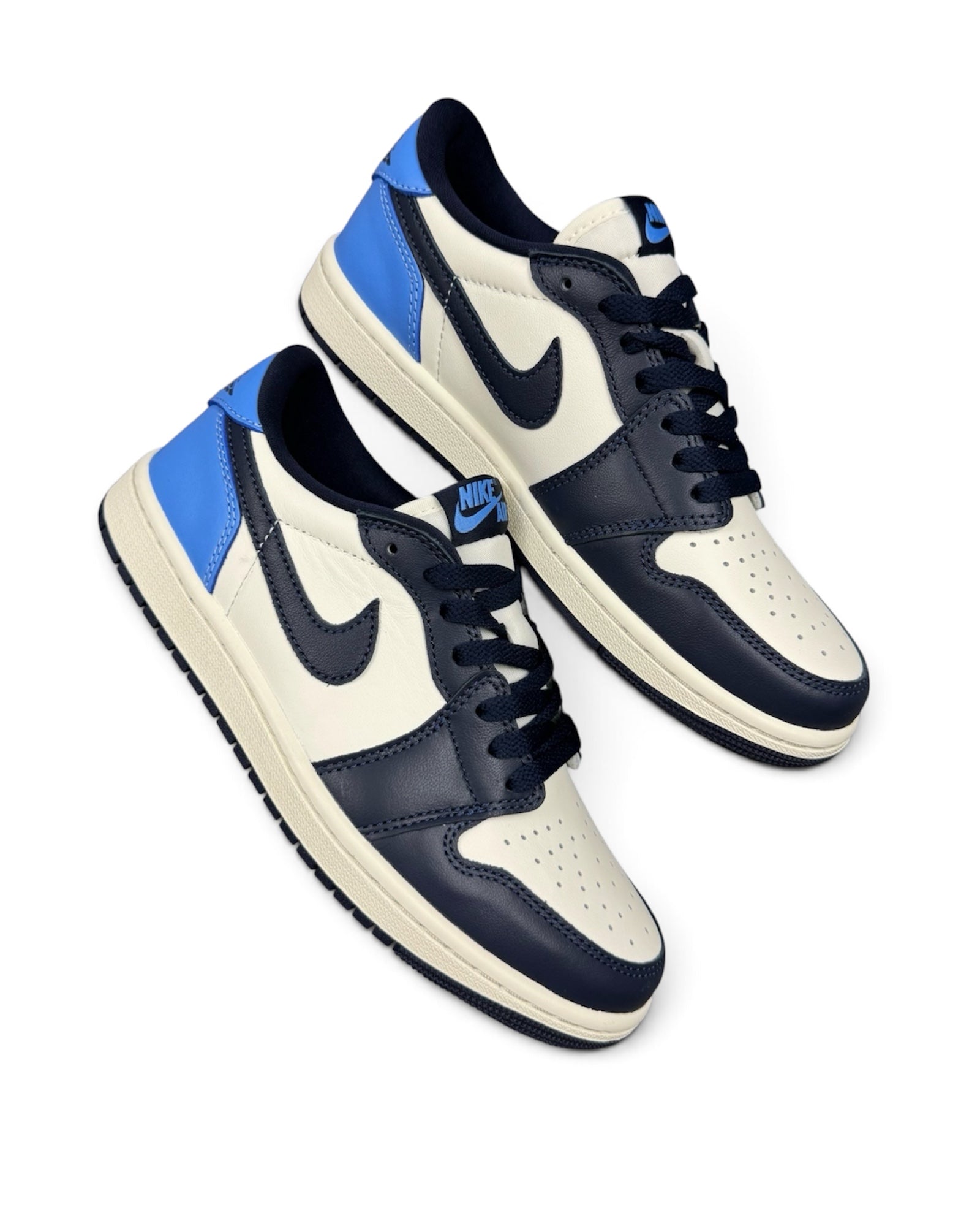 Air Jordan 1 Low OG "Obsidian"