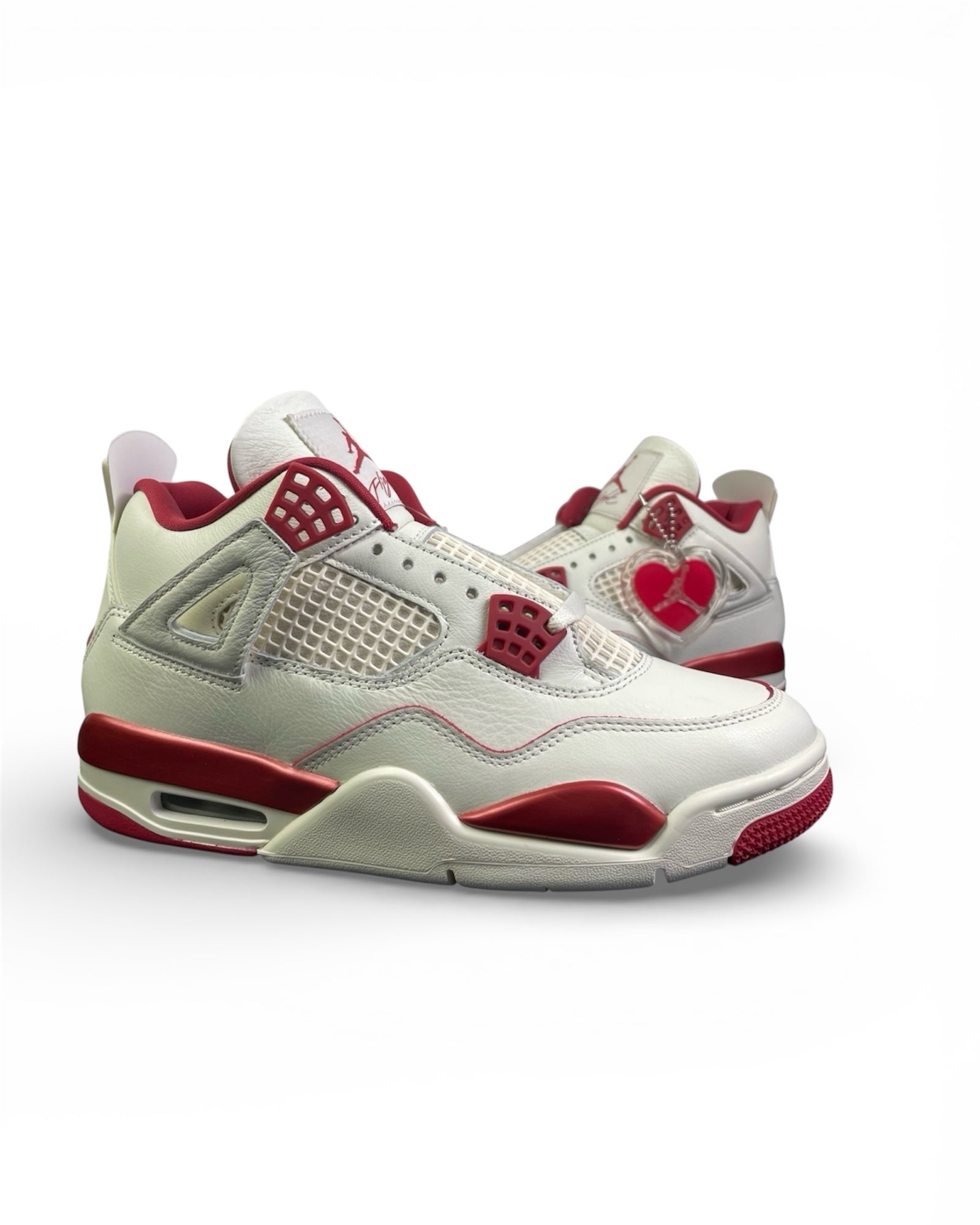 Air Jordan 4 "White/Sierra Red" Valentine’s Day 2026