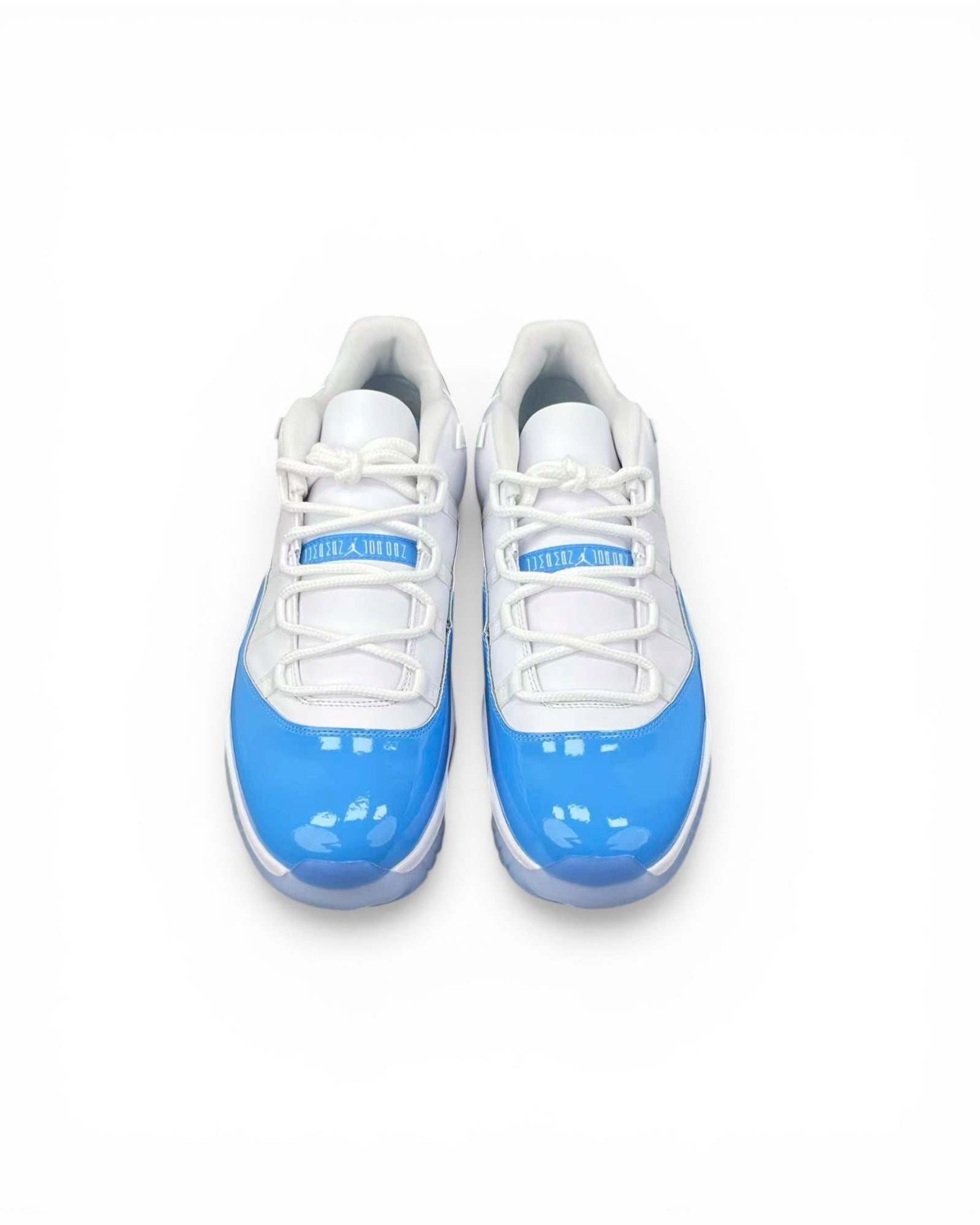 Air Jordan 11 Low "UNC" 2026