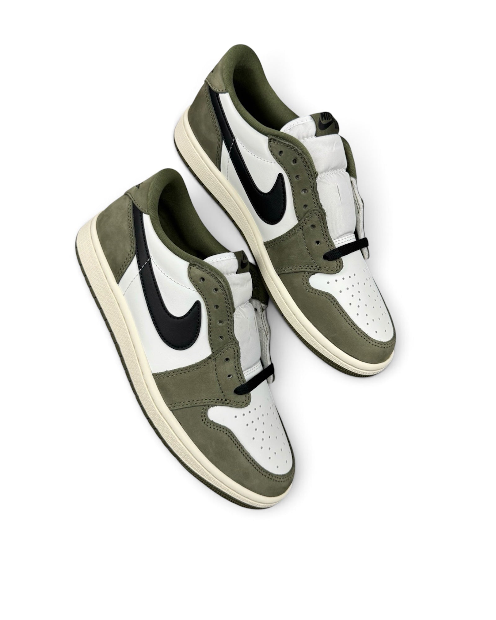 Air Jordan 1 Low "Medium Olive" 2026