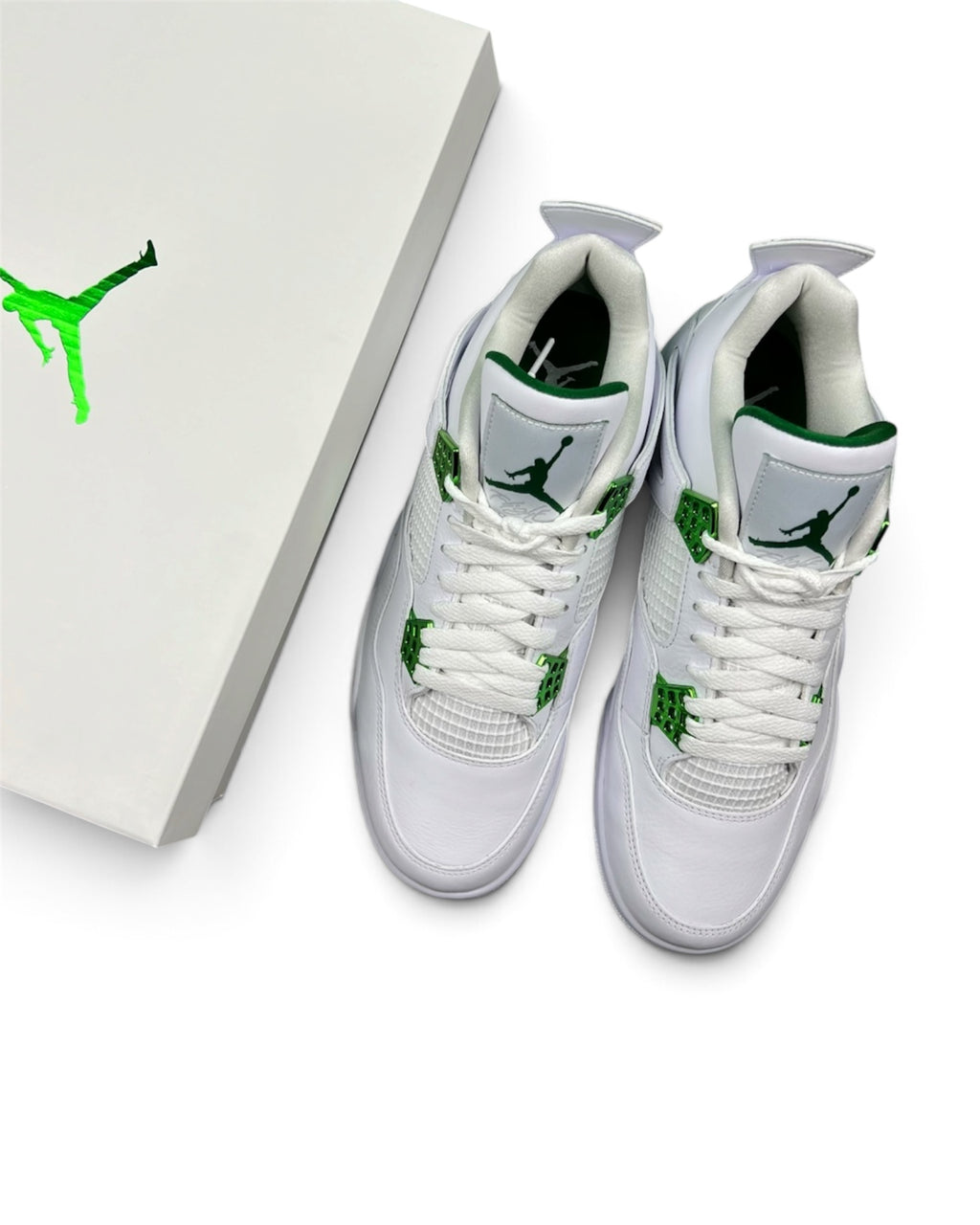 Air Jordan 4 “Green Metallic”