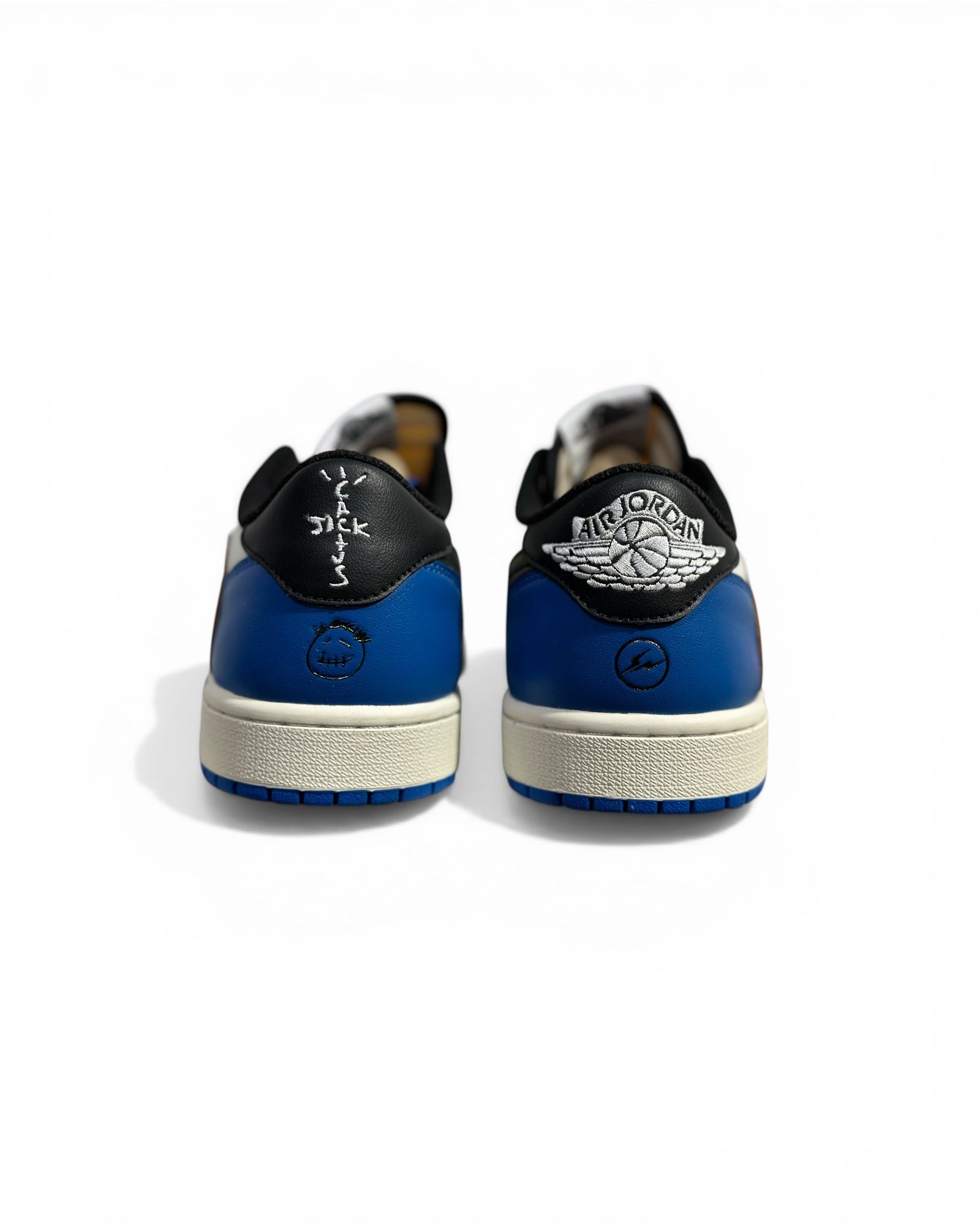 Air Jordan 1 Low x Travis Scott “Cactus Jack/Fragment” Sample