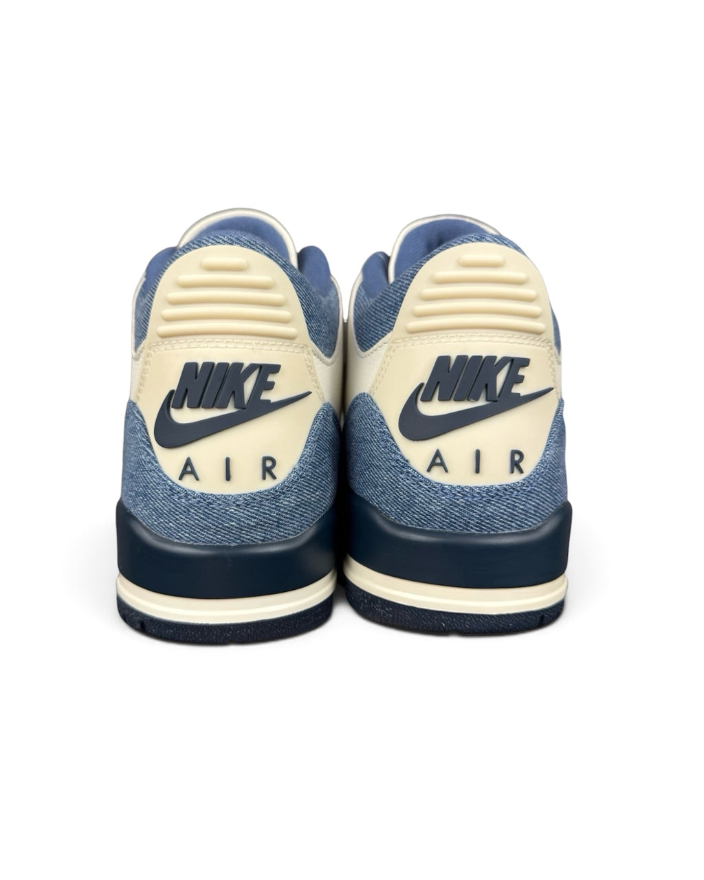 Air Jordan 3 x Levi’s “The City of Angels”