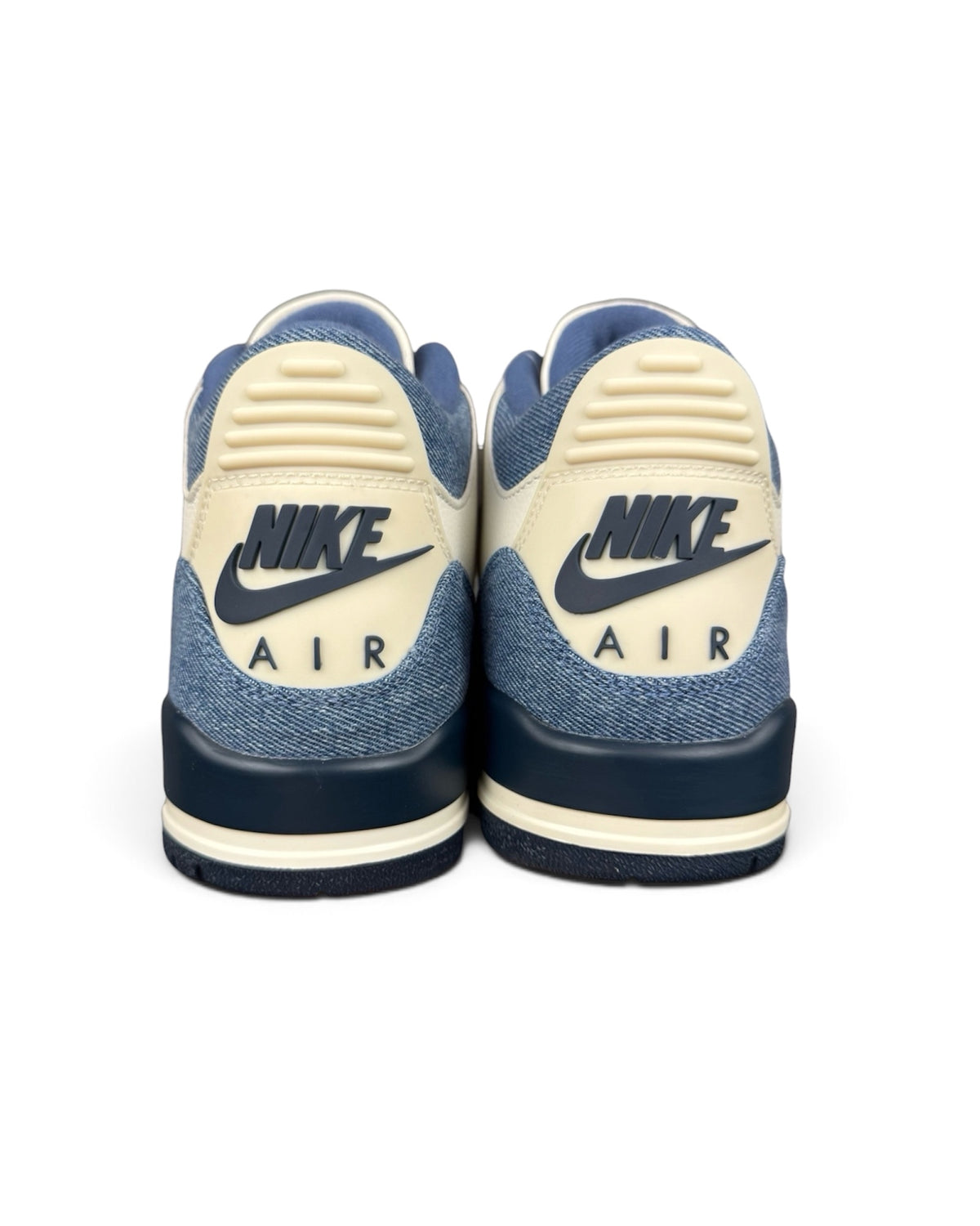 Air Jordan 3 x Levi’s “The City of Angels”