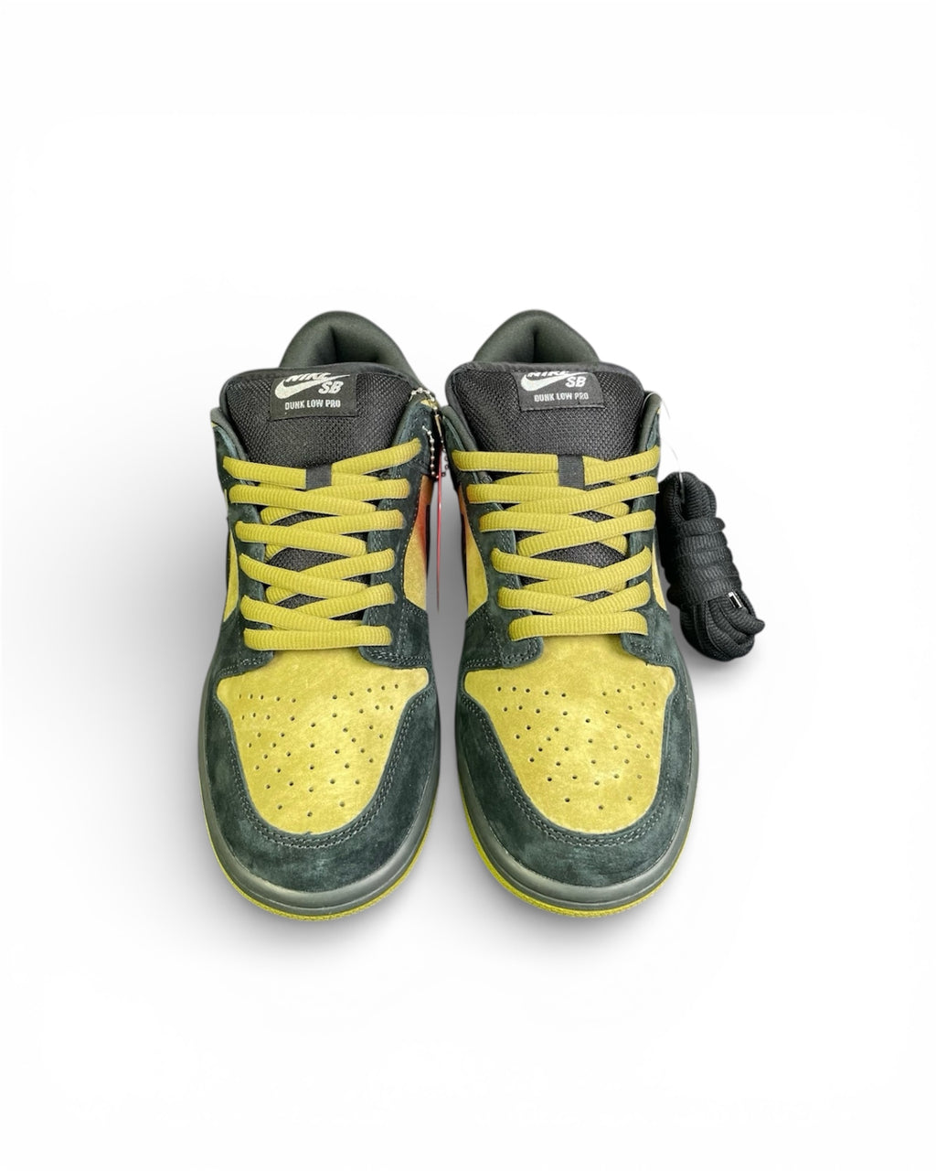 Dunk SB x Supreme 94 "Camper Green/Black"