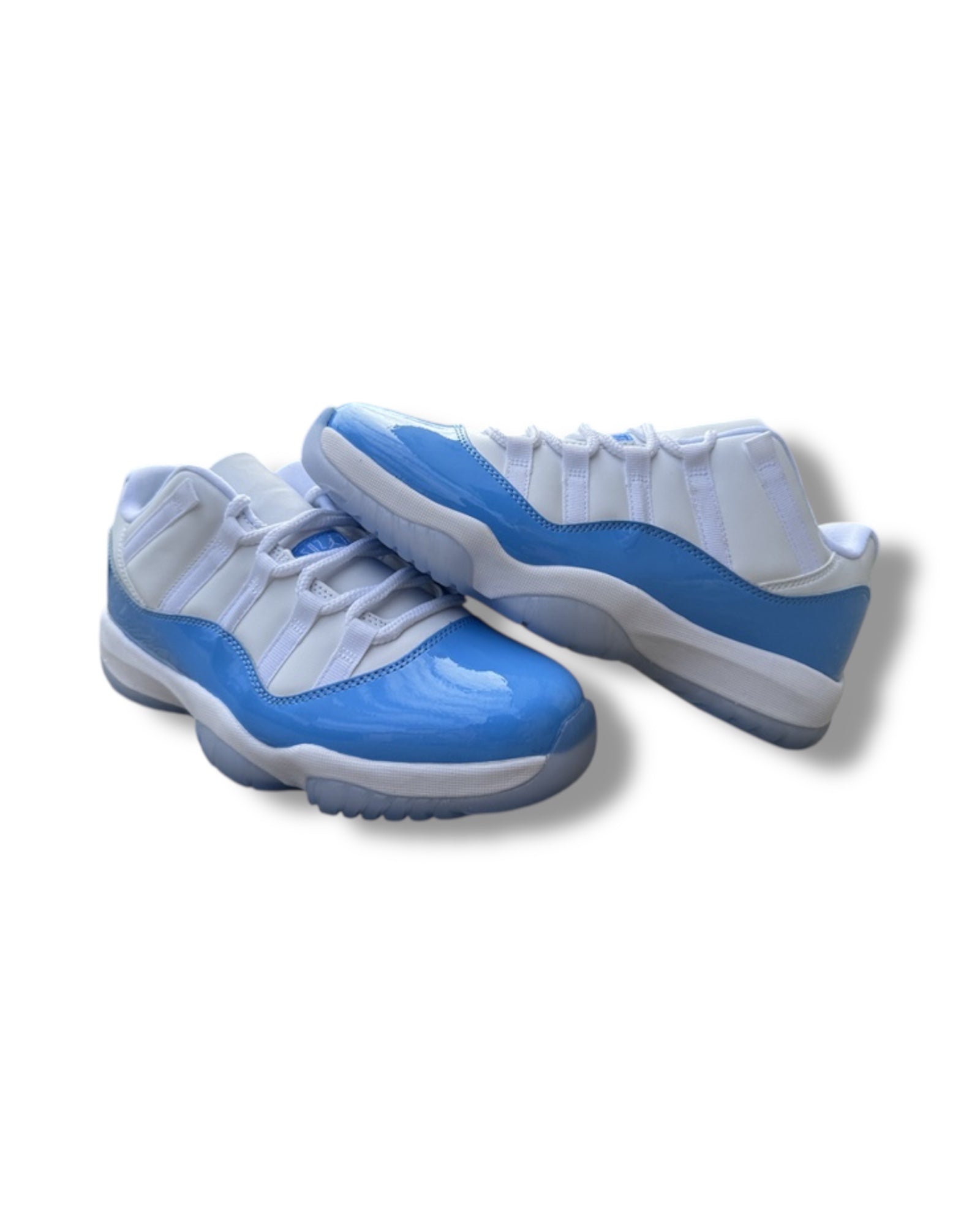 Air Jordan 11 Low "UNC" 2026