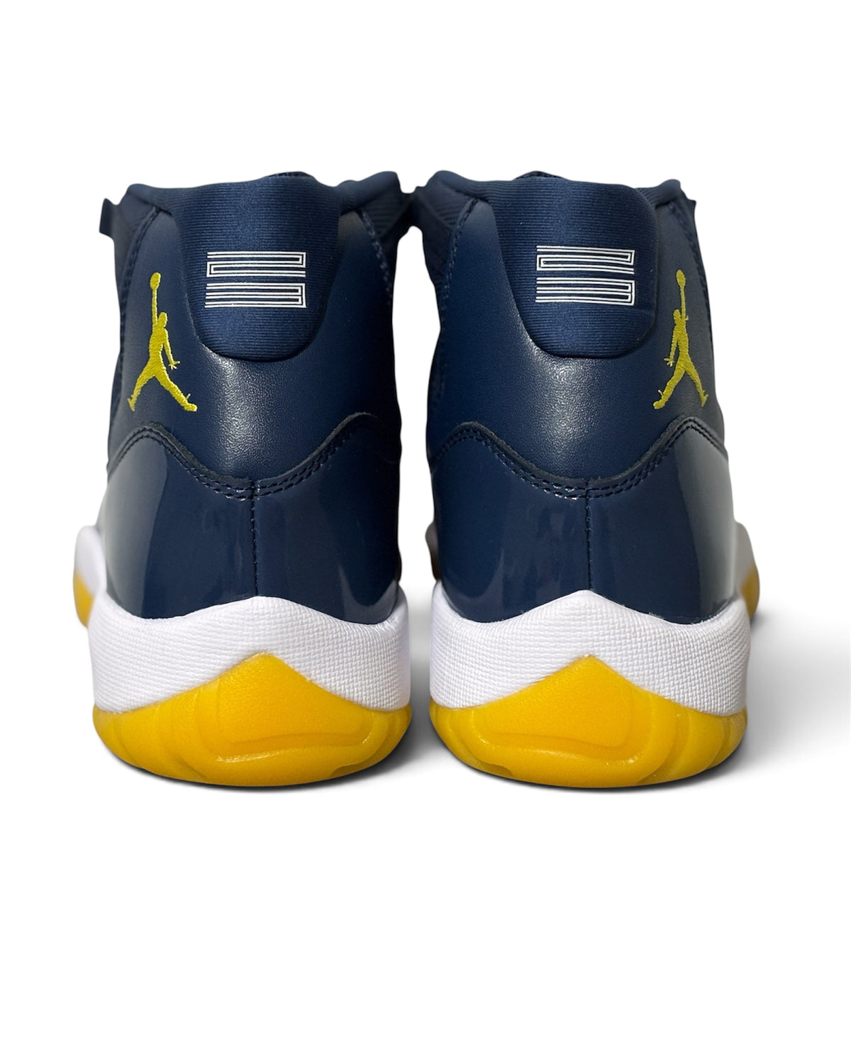 Air Jordan 11 High “Michigan” PE