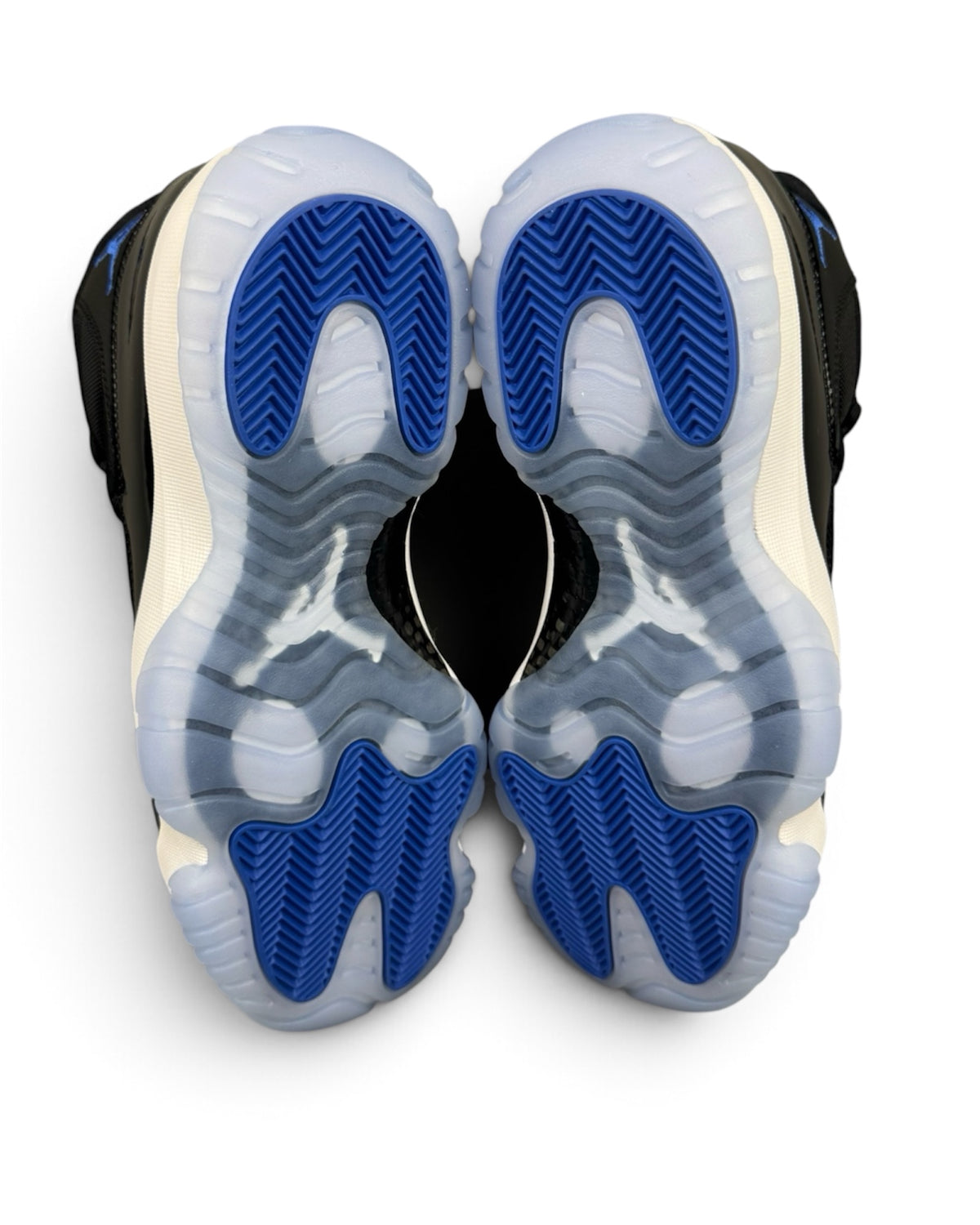 Air Jordan 11 “Space Jam” 2026