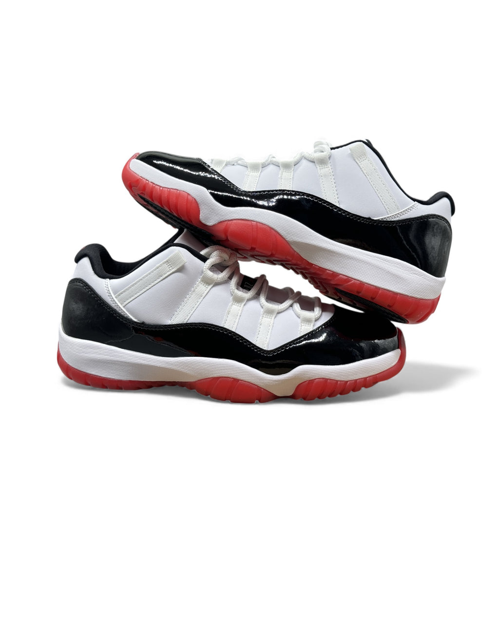 Air Jordan 11 Low "Concord Bred"