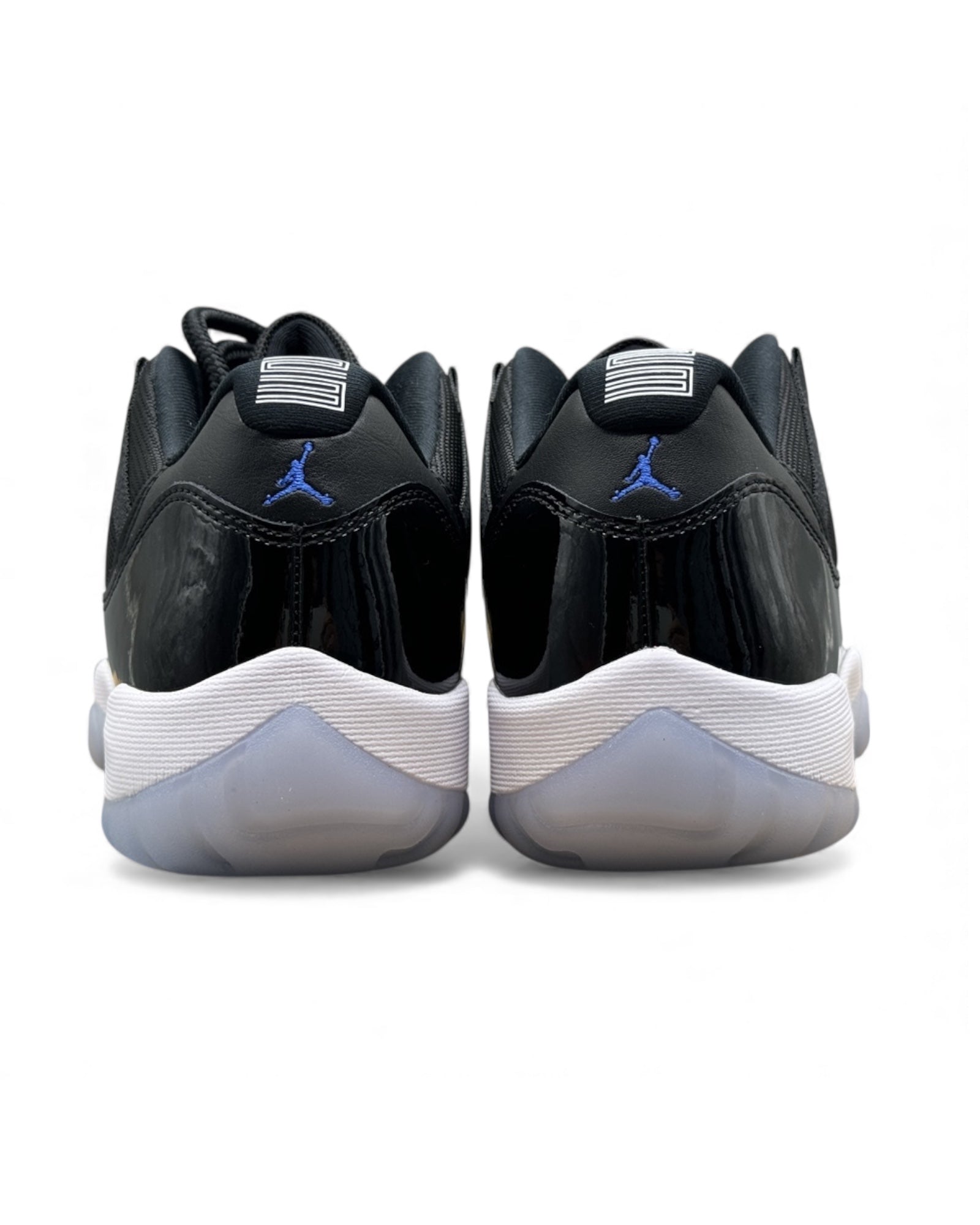 Air Jordan 11 Low "Space Jam"