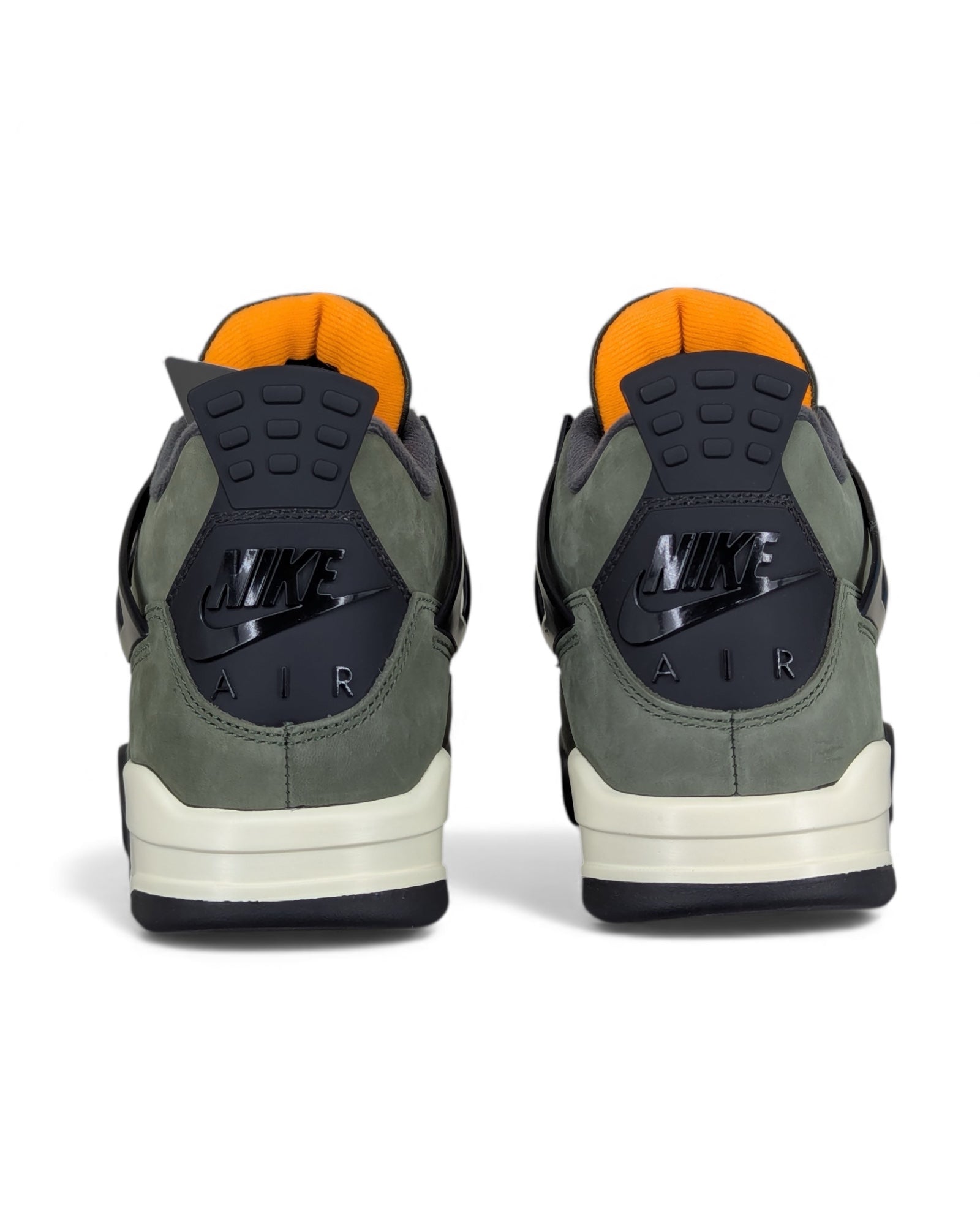 Air Jordan 4 Retro x Undefeated 2025