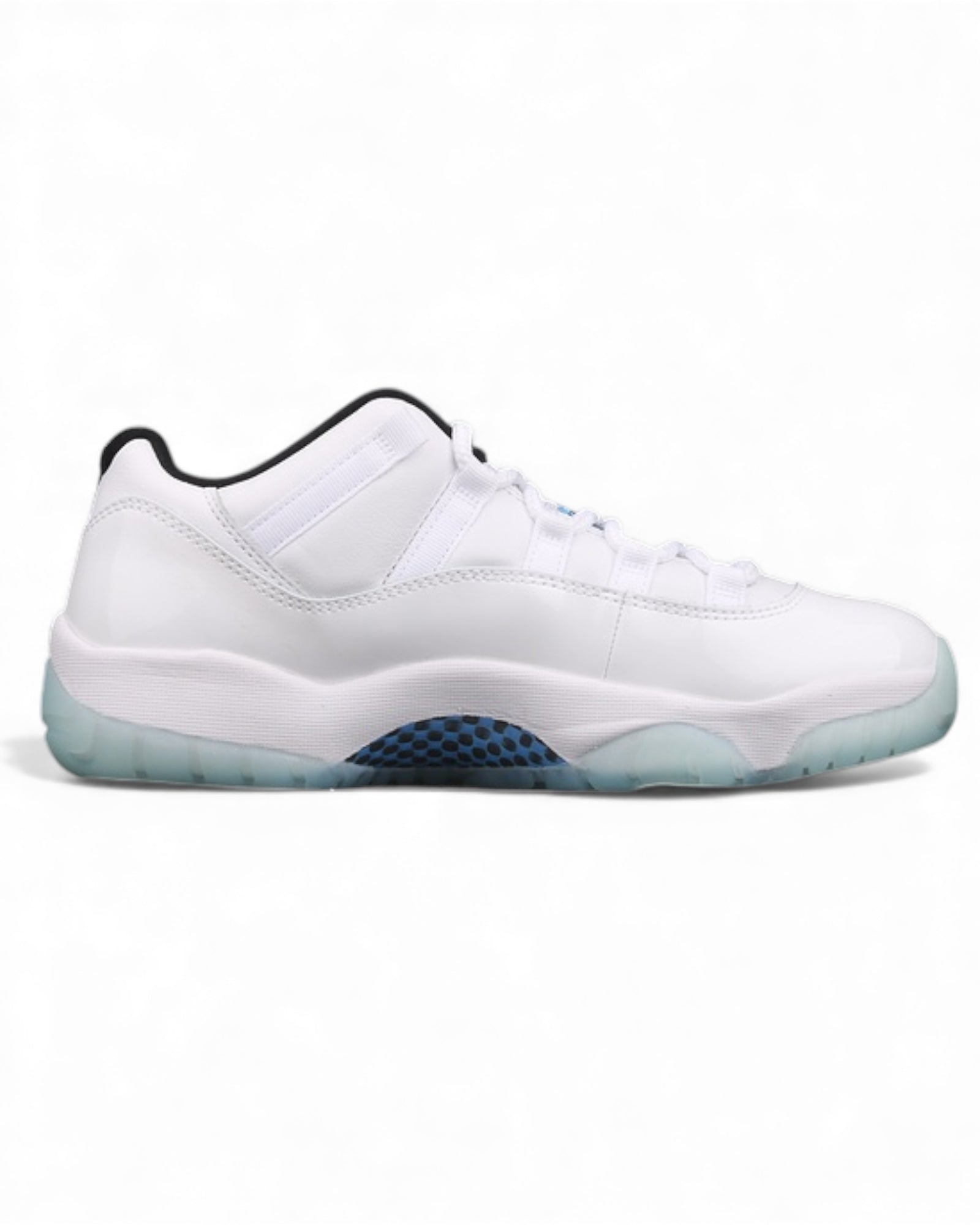 Air Jordan 11 Low "Legend Blue"