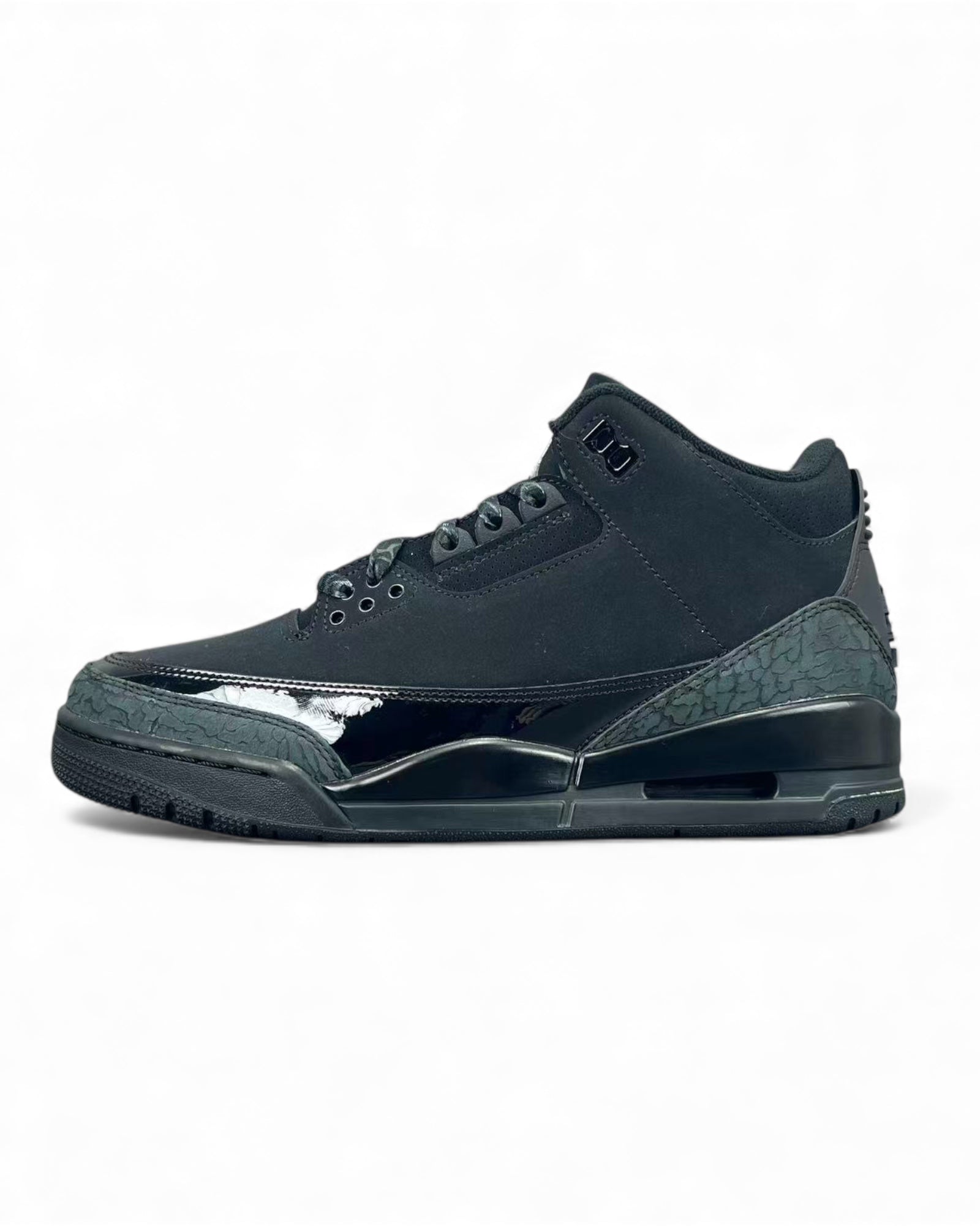 Air Jordan 3 Retro "Black Cat" 2025