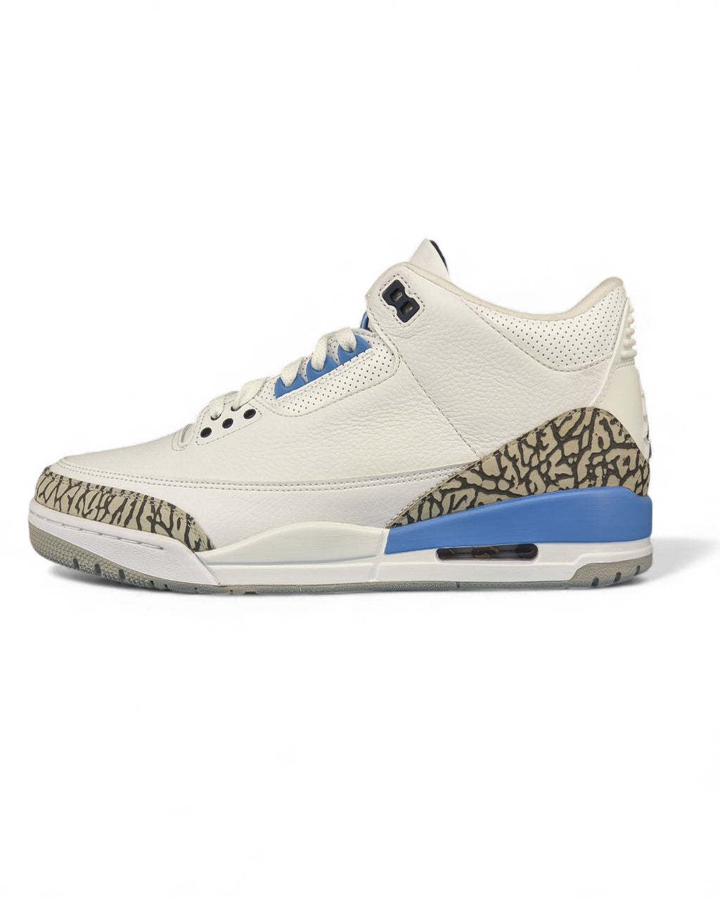 Air Jordan 3 Retro "UNC"