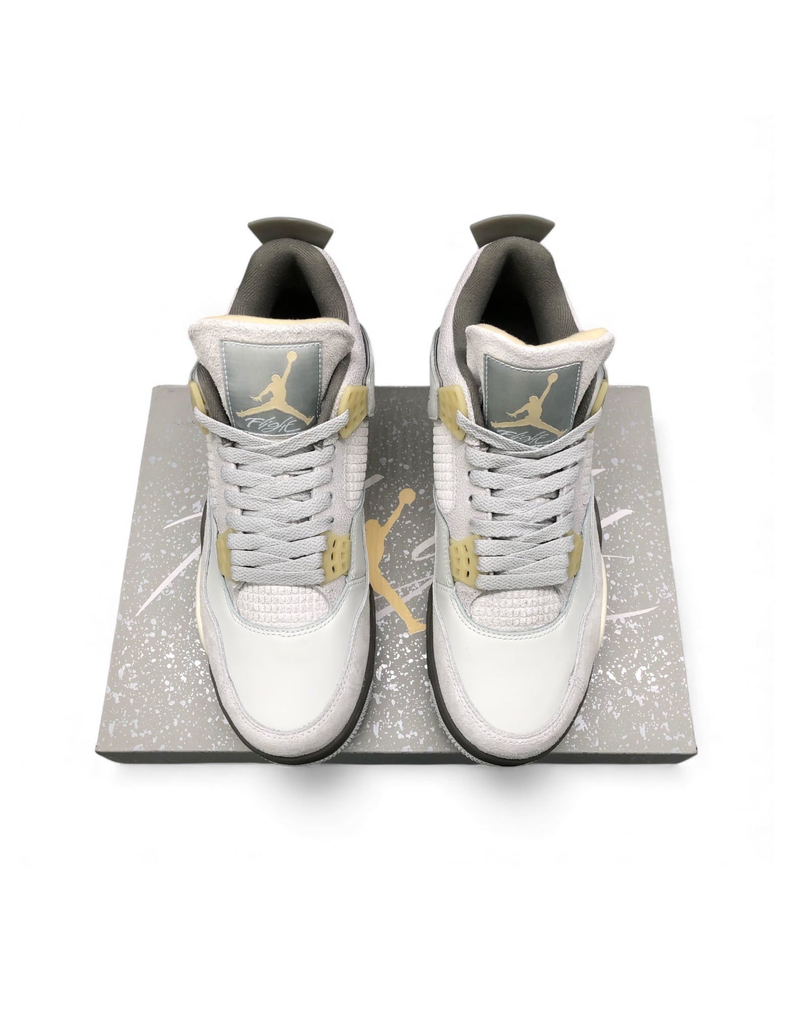 Air Jordan 4 SE "Craft-Photon Dust"