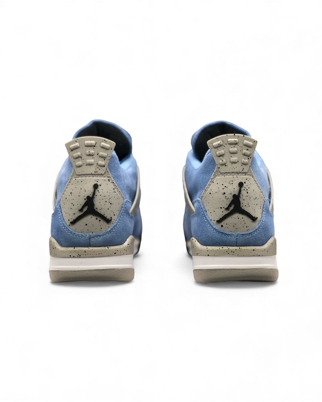 Air Jordan 4 Retro "University Blue"