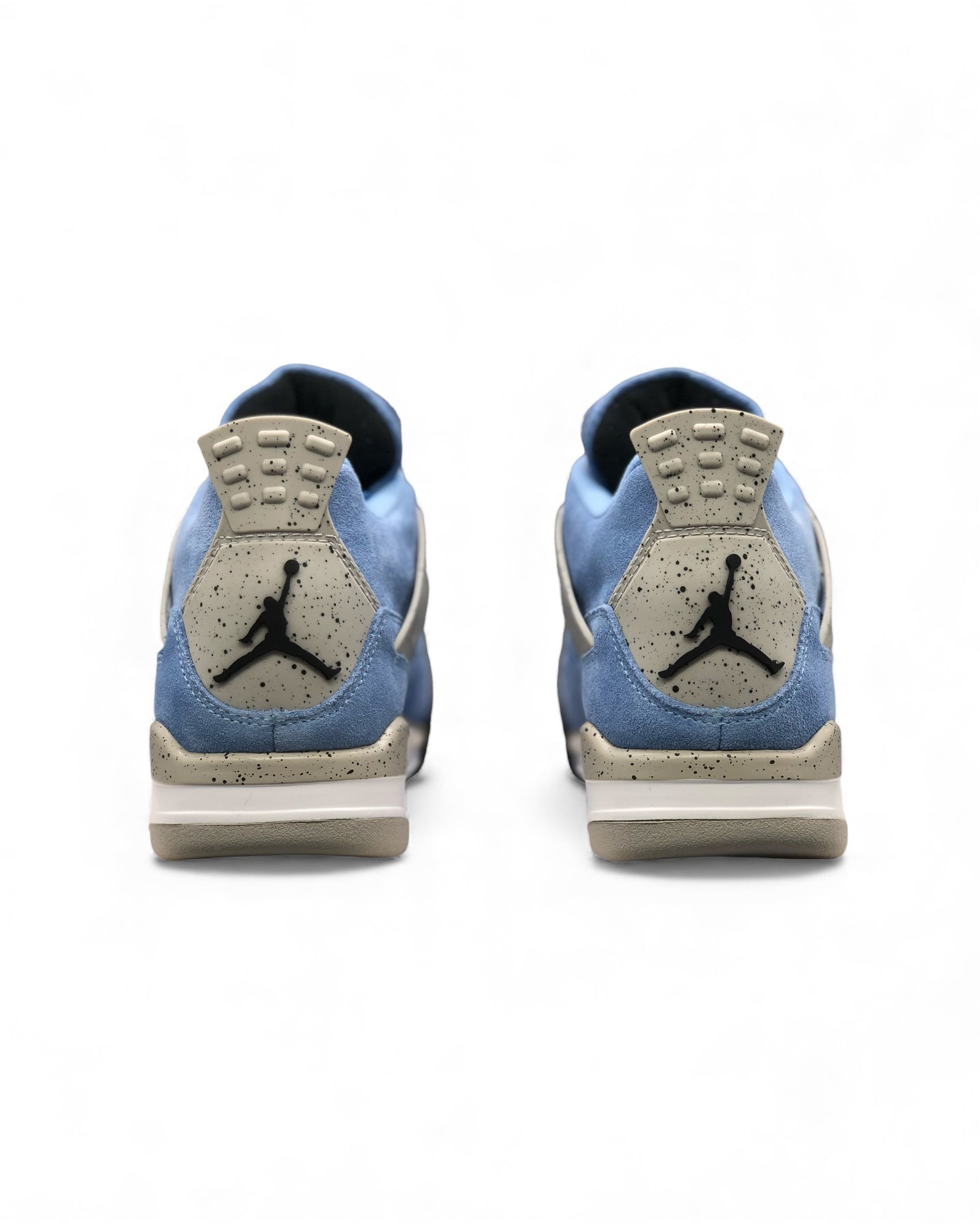 Air Jordan 4 Retro "University Blue"