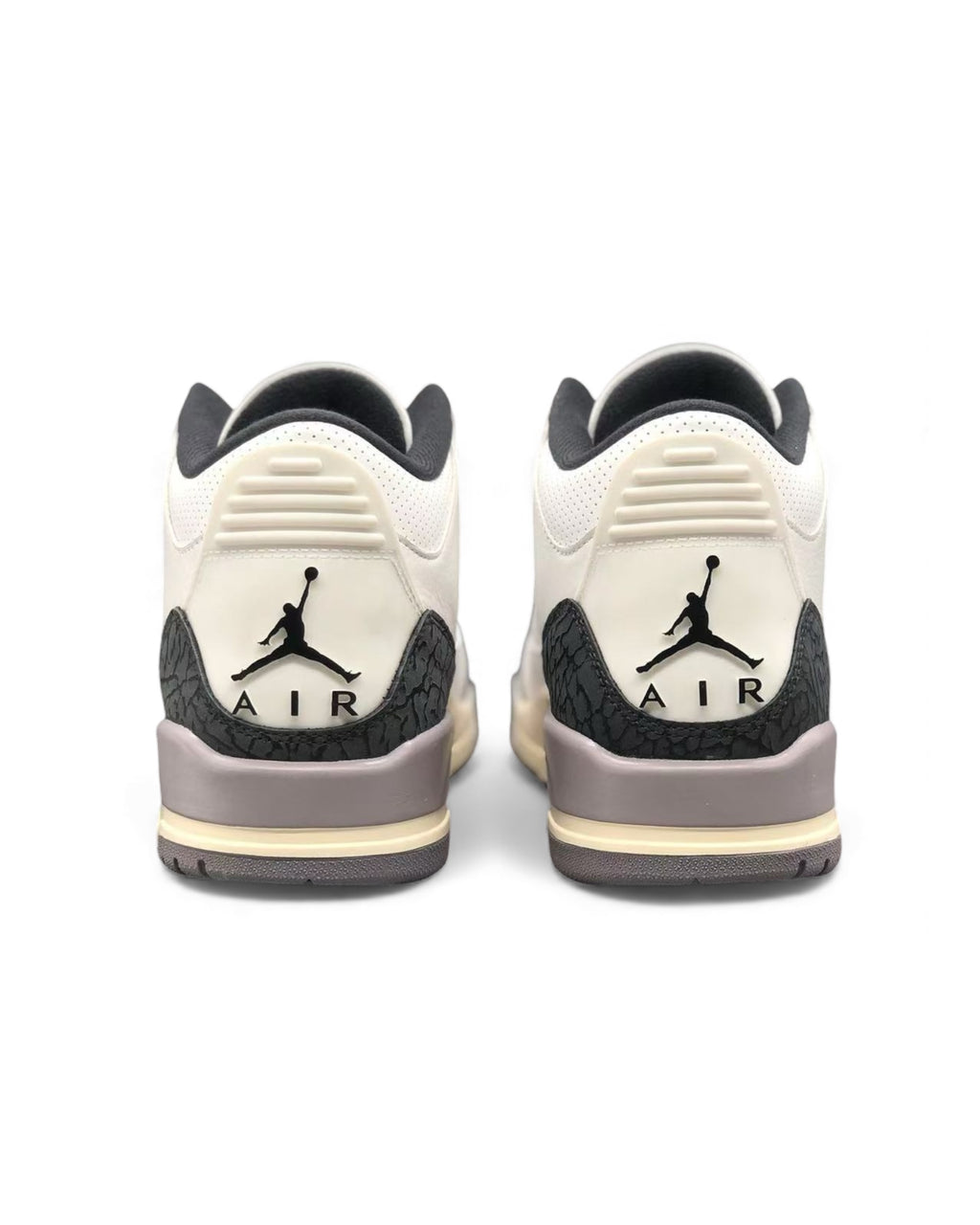Air Jordan 3 Retro "Cement Grey"